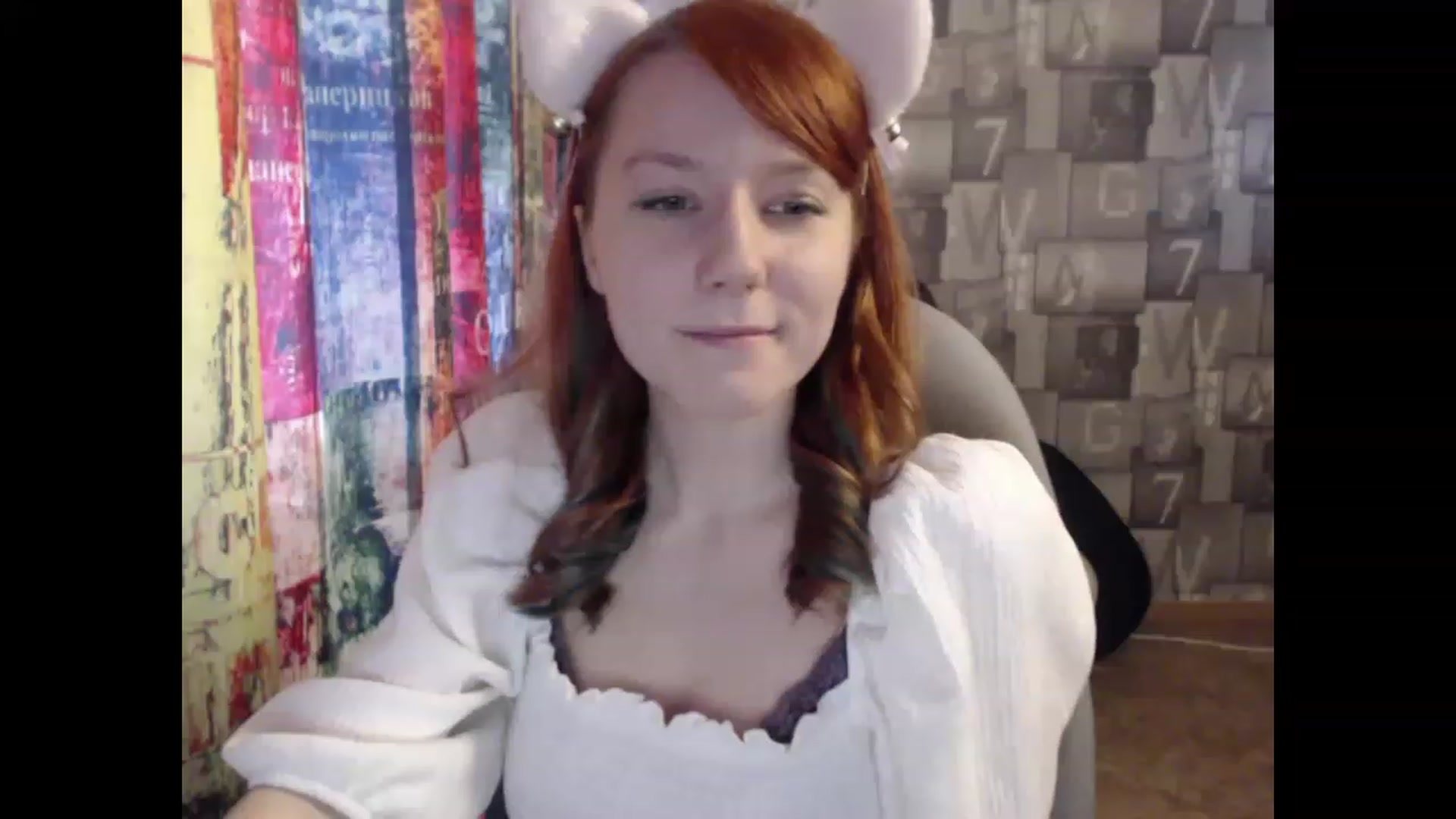 Gallery image thumbnail from NikiFoks18's myfreecams stream on, 03/28/2023, 06:57 image 6 of 20