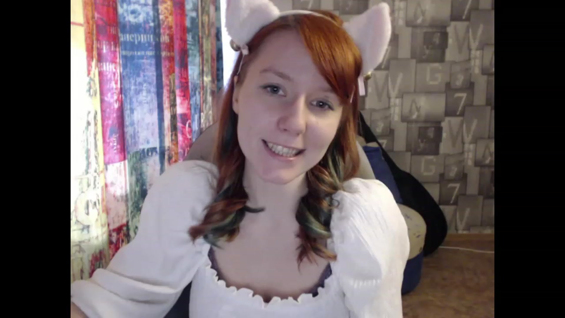 Gallery image thumbnail from NikiFoks18's myfreecams stream on, 03/28/2023, 08:20 image 16 of 20