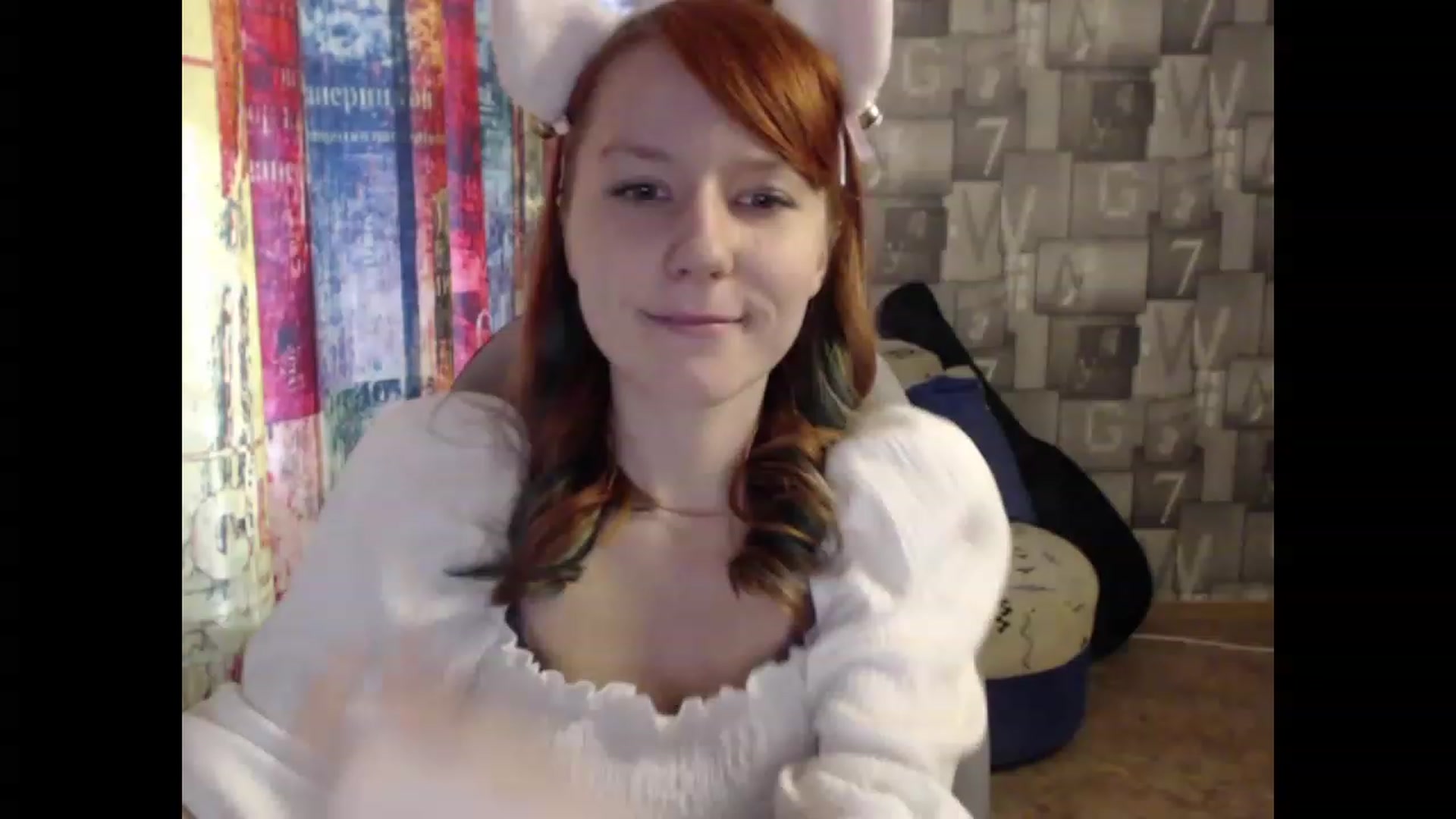 Gallery image thumbnail from NikiFoks18's myfreecams stream on, 03/28/2023, 08:20 image 6 of 20
