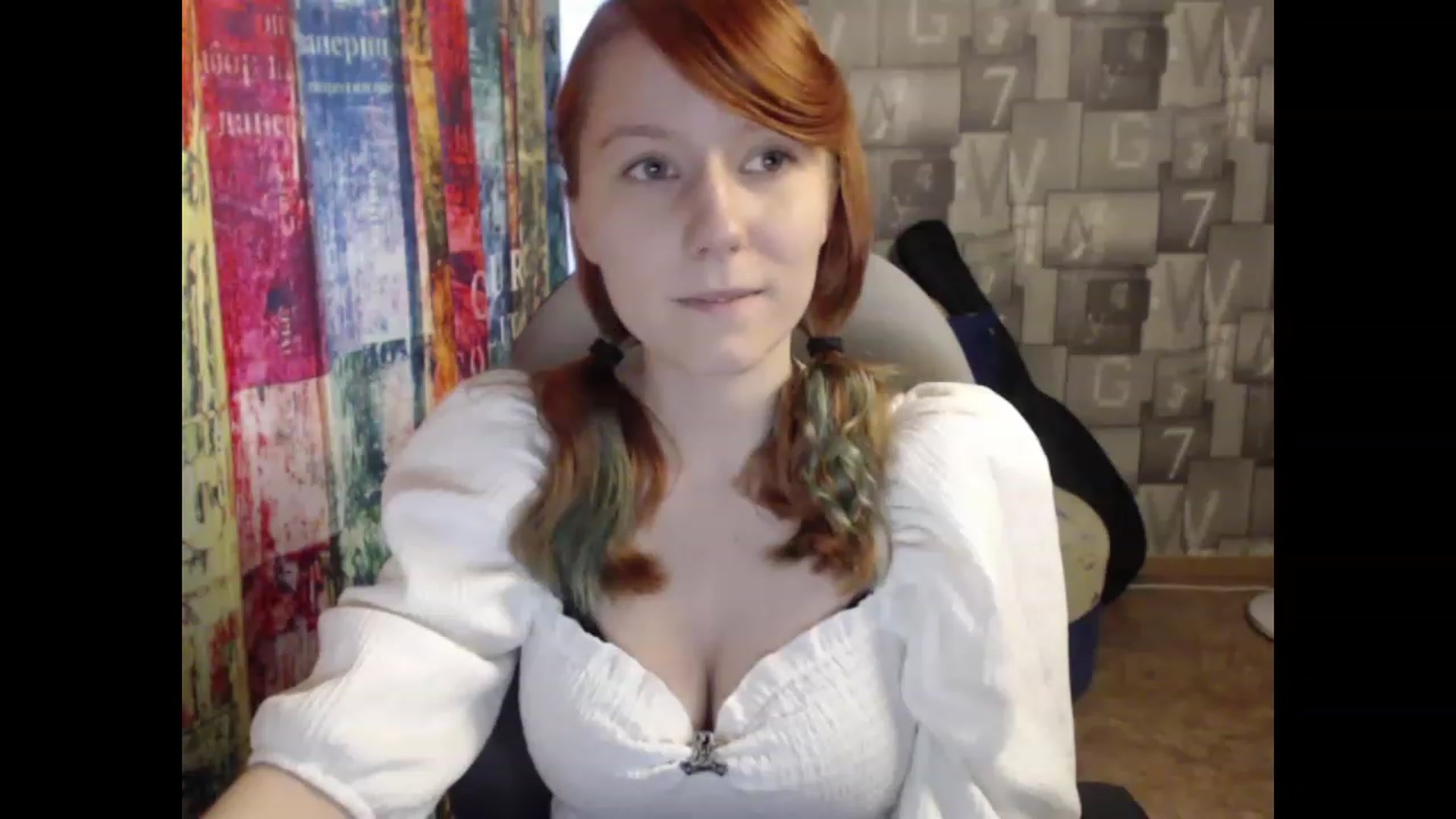 Gallery image thumbnail from NikiFoks18's myfreecams stream on, 05/05/2023, 07:42 image 9 of 20