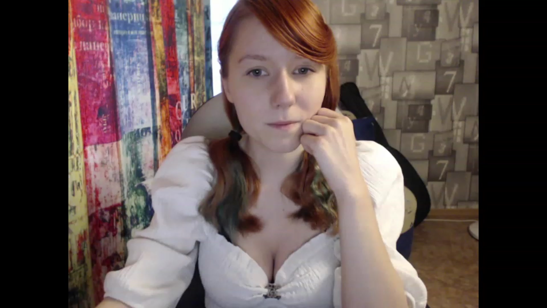 Gallery image thumbnail from NikiFoks18's myfreecams stream on, 05/05/2023, 07:42 image 4 of 20