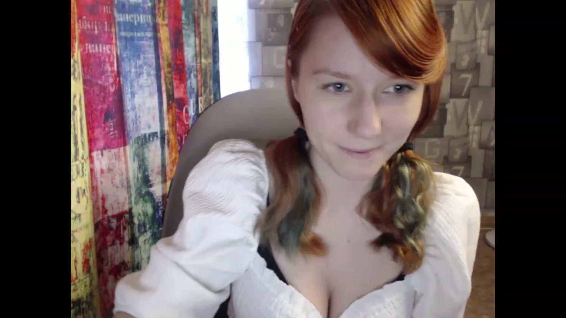 Gallery image thumbnail from NikiFoks18's myfreecams stream on, 05/05/2023, 07:42 image 10 of 20