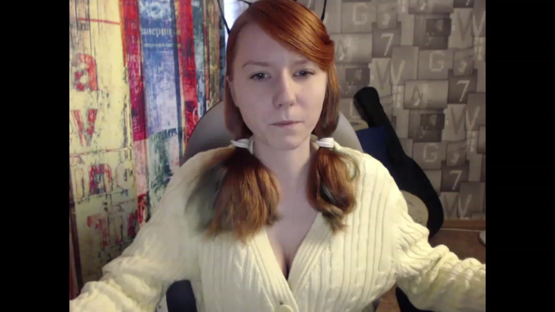 Gallery image thumbnail from NikiFoks18's myfreecams stream on, 05/08/2023, 07:18 image 11 of 20