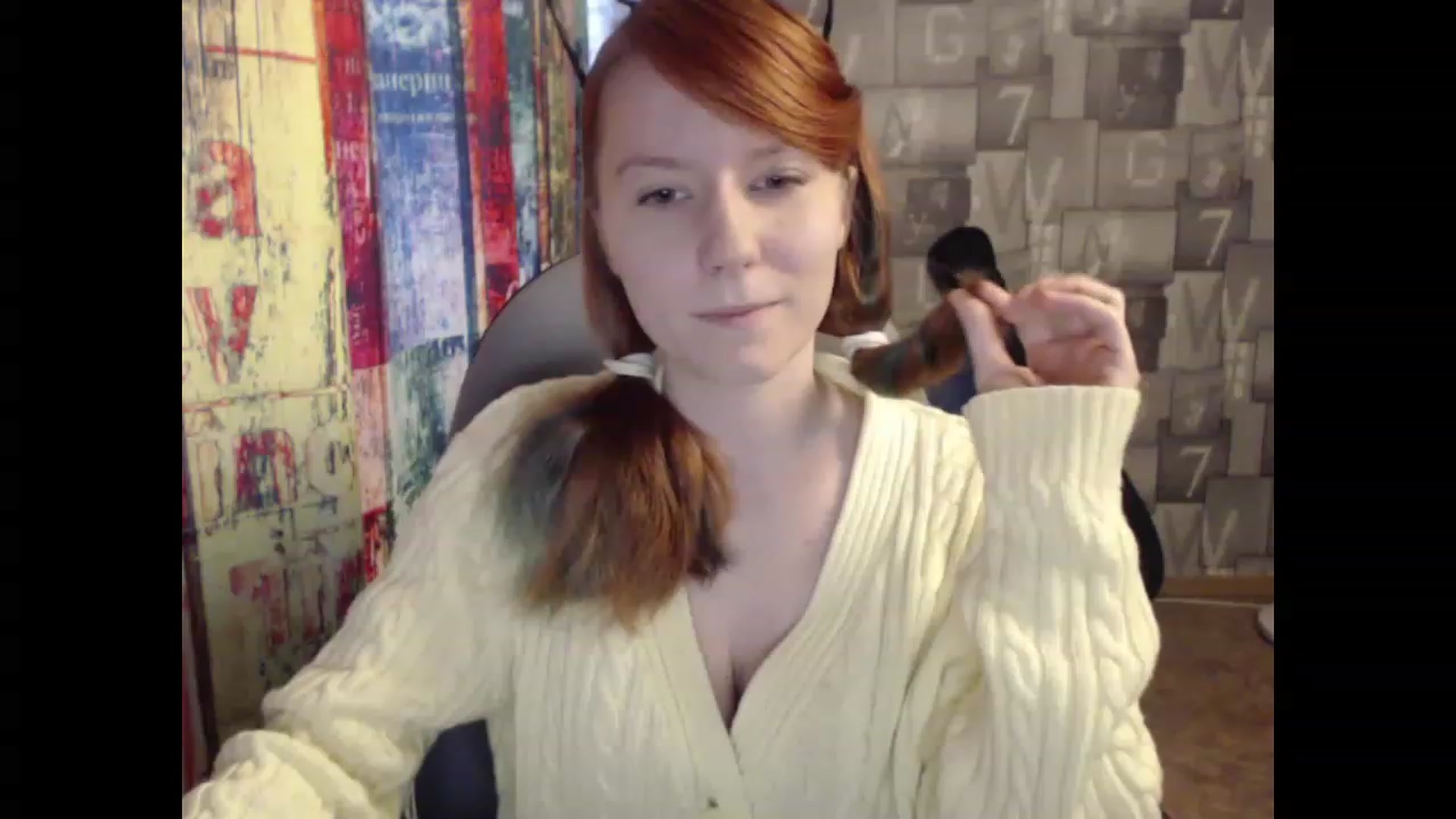 Gallery image thumbnail from NikiFoks18's myfreecams stream on, 05/08/2023, 07:18 image 6 of 20