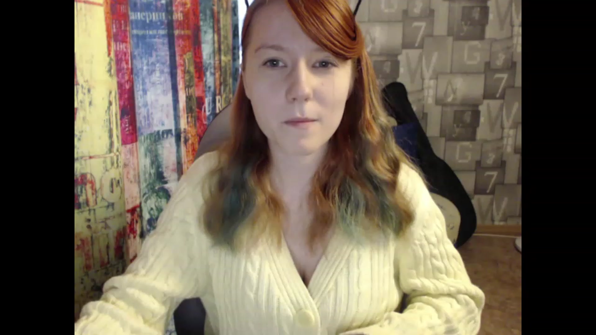 Gallery image thumbnail from NikiFoks18's myfreecams stream on, 05/10/2023, 08:26 image 4 of 20