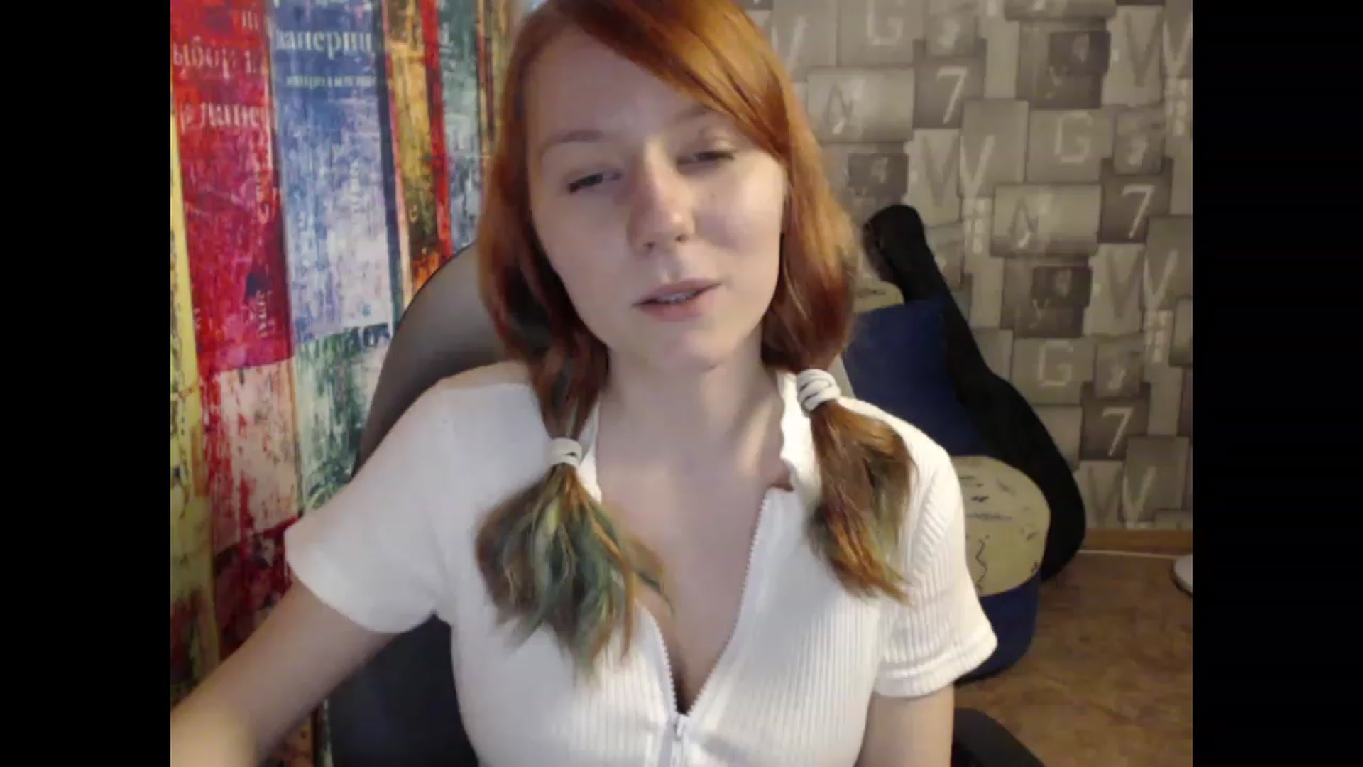 Gallery image thumbnail from NikiFoks18's myfreecams stream on, 05/12/2023, 08:52 image 15 of 20