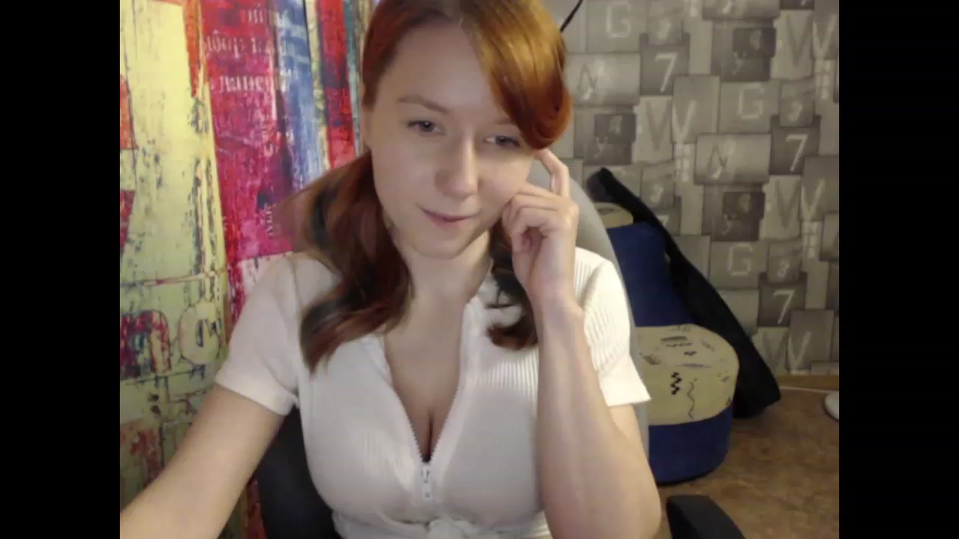 Gallery image thumbnail from NikiFoks18's myfreecams stream on, 06/01/2023, 07:56 image 14 of 20