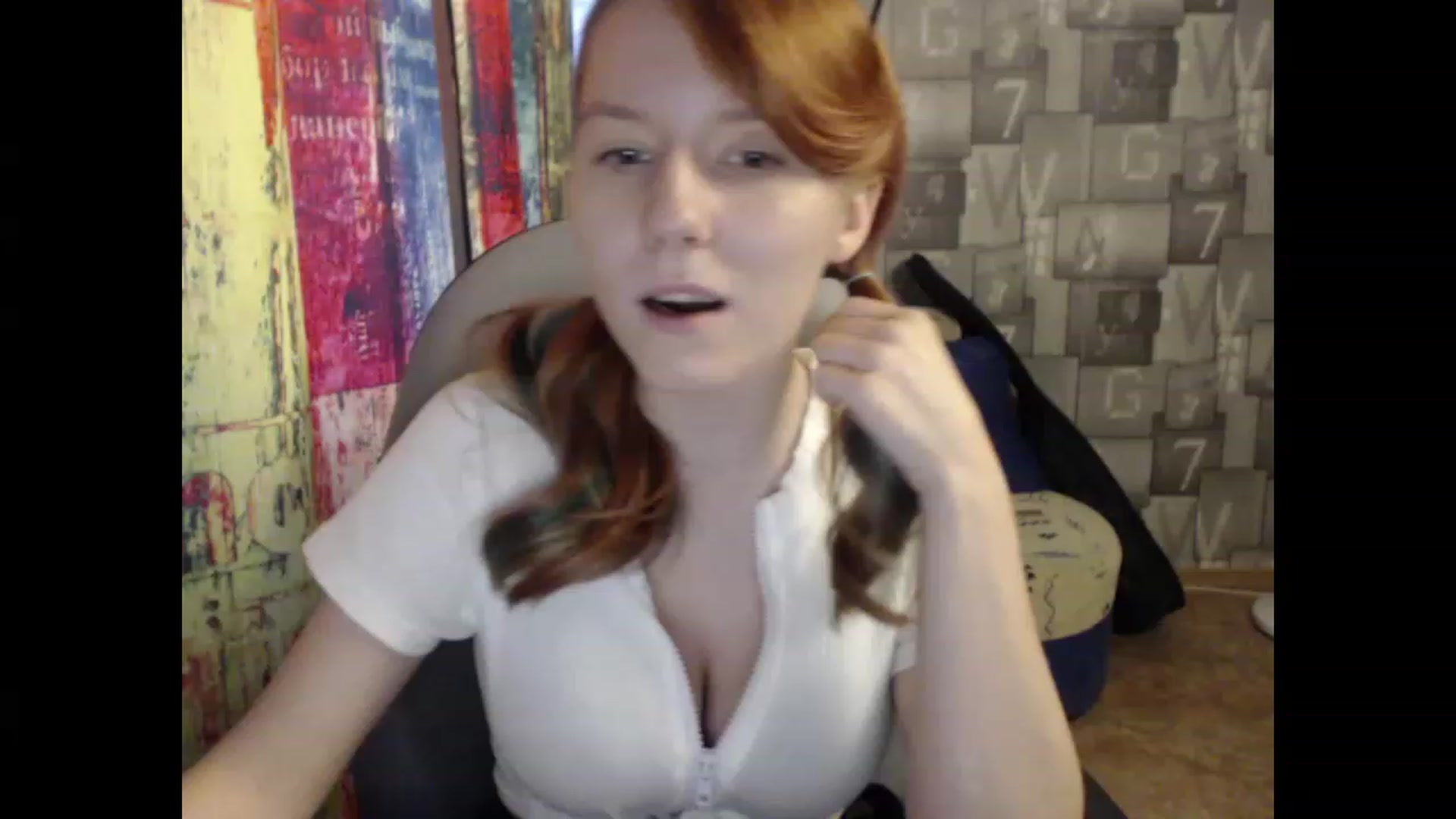 Gallery image thumbnail from NikiFoks18's myfreecams stream on, 06/01/2023, 07:56 image 10 of 20