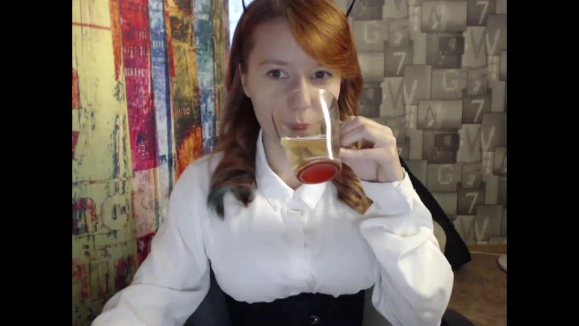 Gallery image thumbnail from NikiFoks18's myfreecams stream on, 06/04/2023, 08:49 image 15 of 20