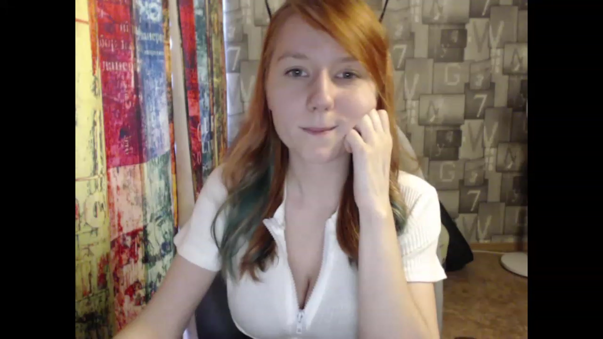 Gallery image thumbnail from NikiFoks18's myfreecams stream on, 06/06/2023, 09:05 image 18 of 20