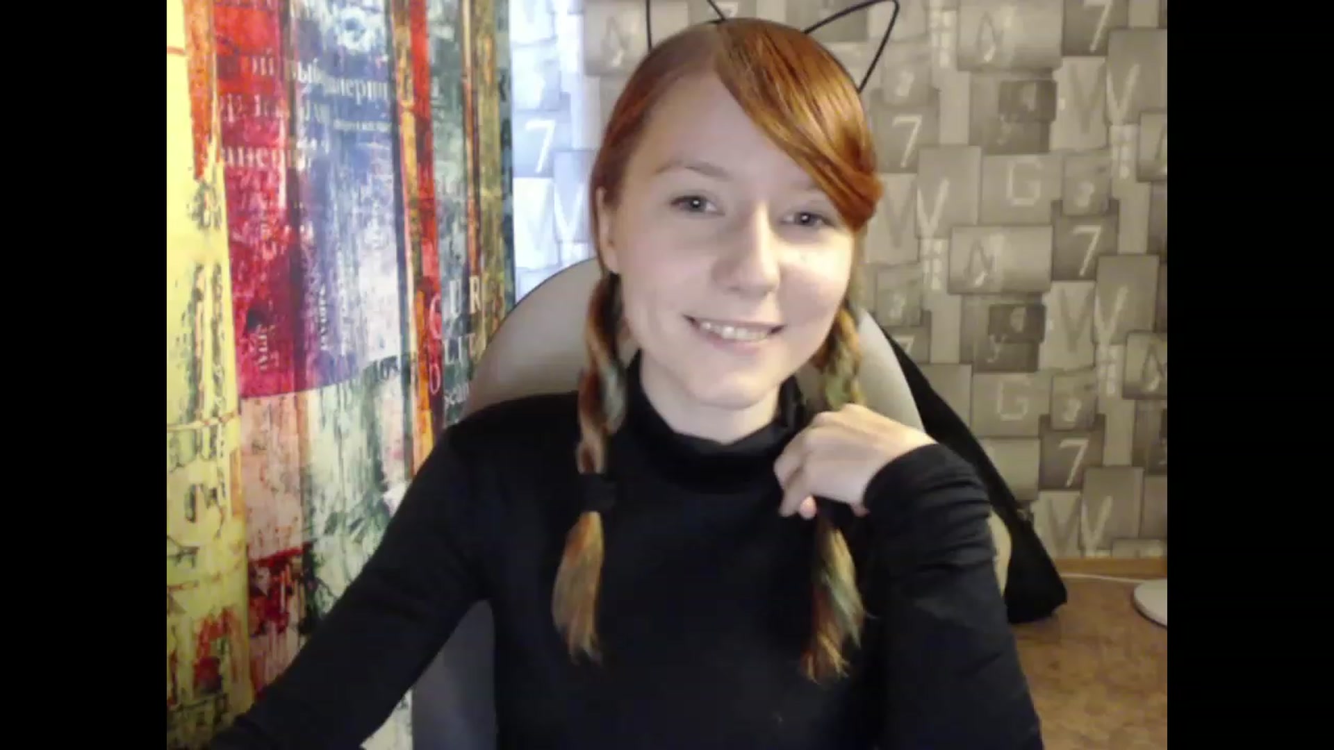 Gallery image thumbnail from NikiFoks18's myfreecams stream on, 06/19/2023, 08:20 image 12 of 20