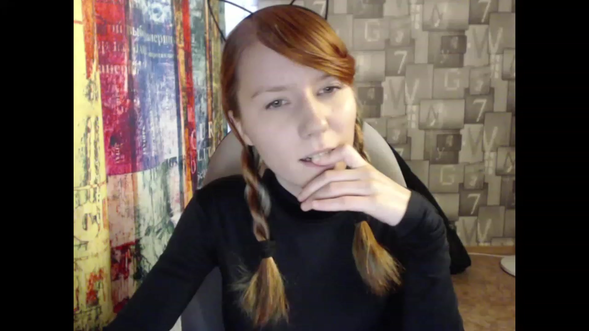 Gallery image thumbnail from NikiFoks18's myfreecams stream on, 06/19/2023, 08:20 image 6 of 20