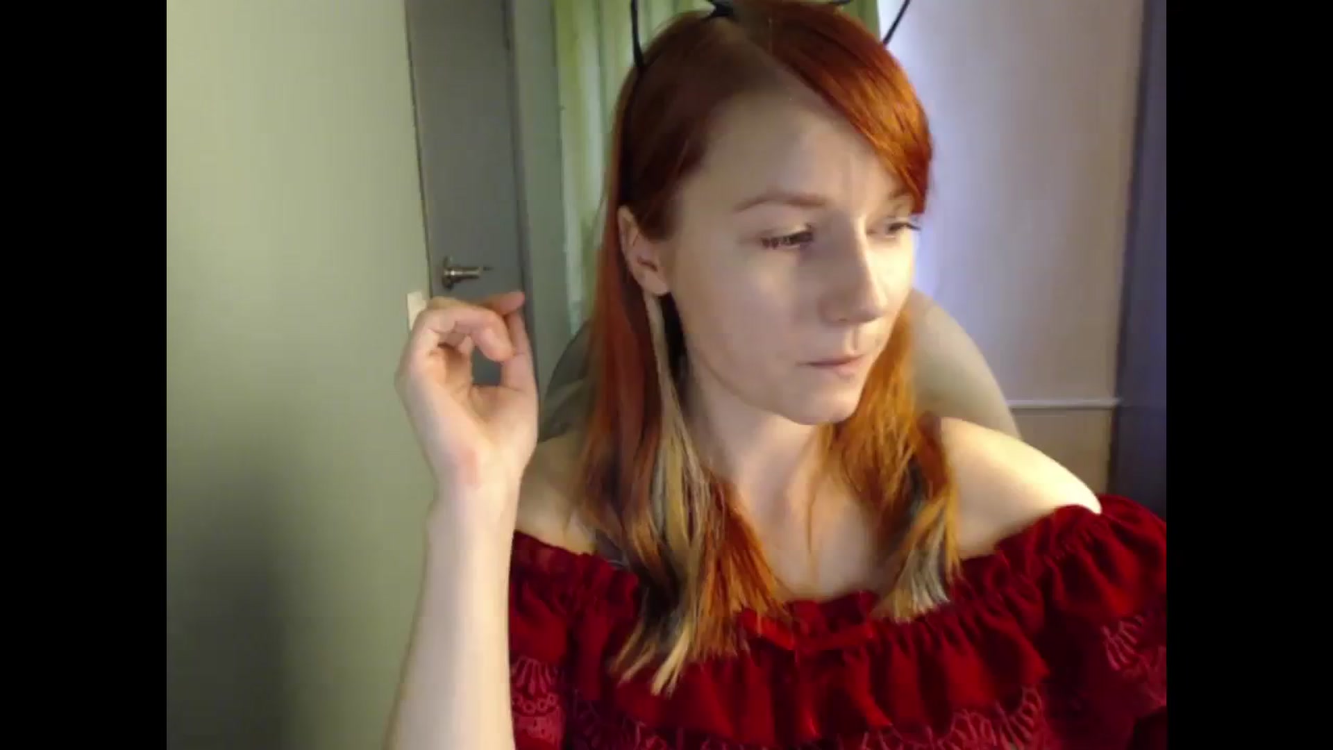 Gallery image thumbnail from NikiFoks18's myfreecams stream on, 08/13/2023, 09:29 image 7 of 20
