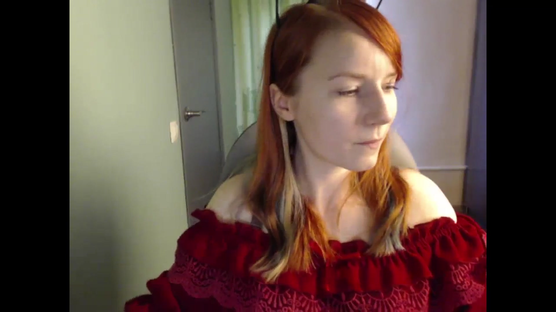 Gallery image thumbnail from NikiFoks18's myfreecams stream on, 08/13/2023, 09:29 image 14 of 20
