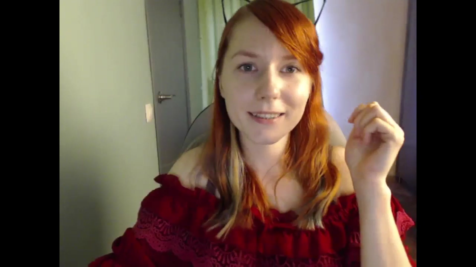 Gallery image thumbnail from NikiFoks18's myfreecams stream on, 08/13/2023, 09:29 image 13 of 20