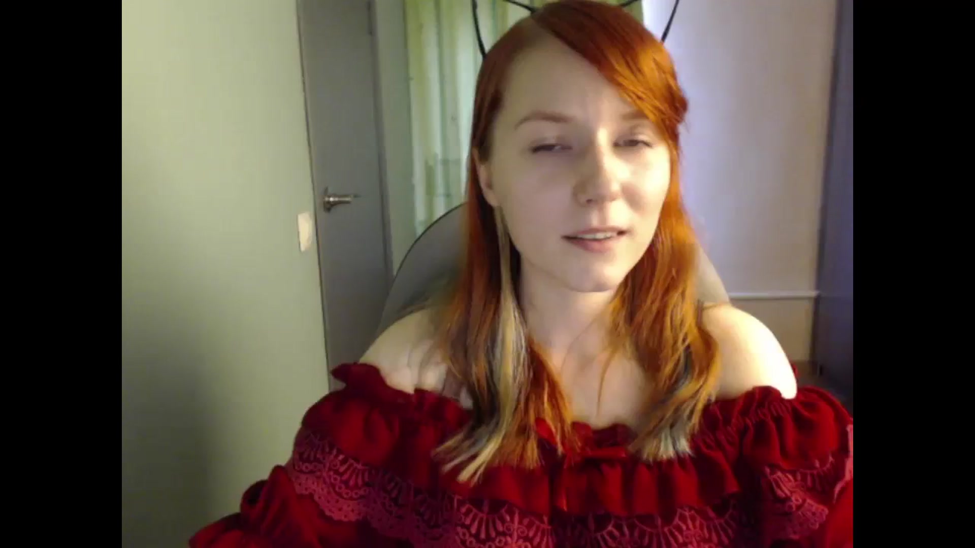 Gallery image thumbnail from NikiFoks18's myfreecams stream on, 08/13/2023, 09:29 image 16 of 20