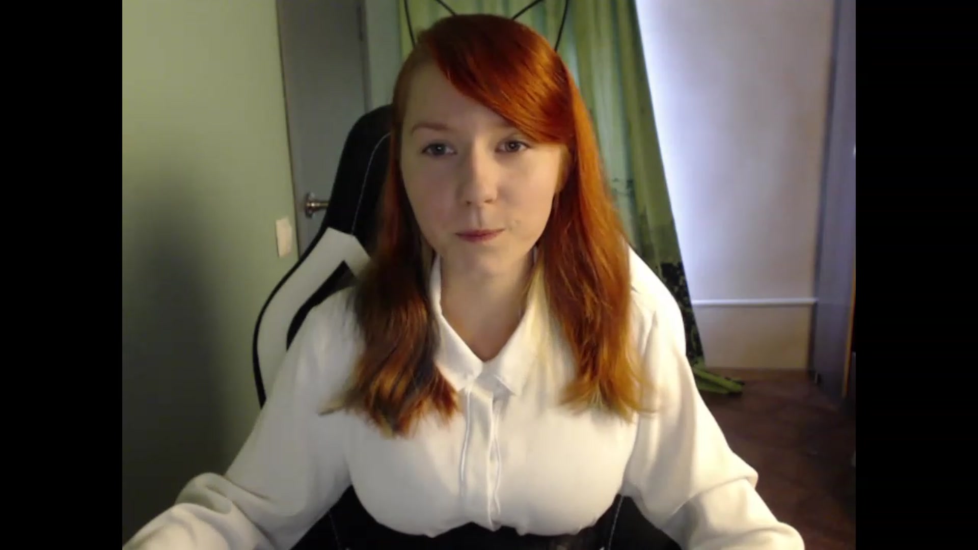 Gallery image thumbnail from NikiFoks18's myfreecams stream on, 08/22/2023, 06:36 image 6 of 20