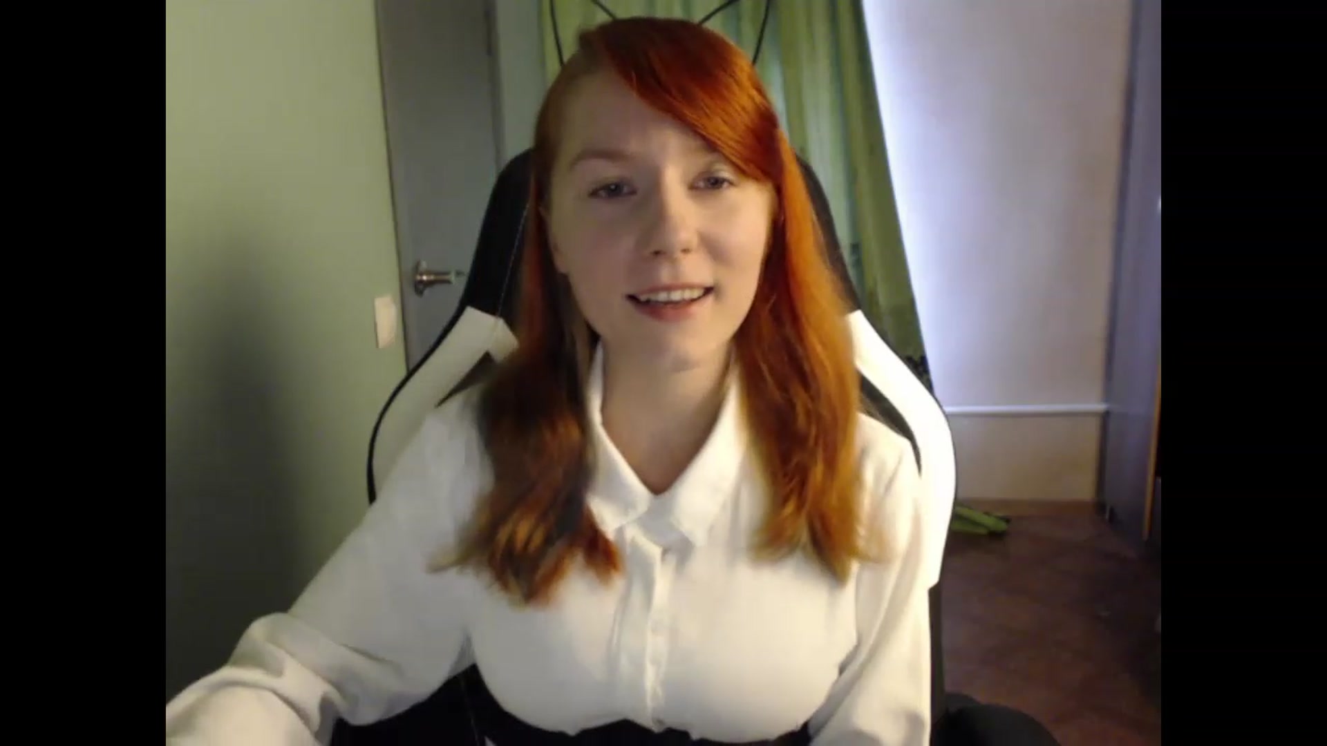 Gallery image thumbnail from NikiFoks18's myfreecams stream on, 08/22/2023, 06:36 image 10 of 20