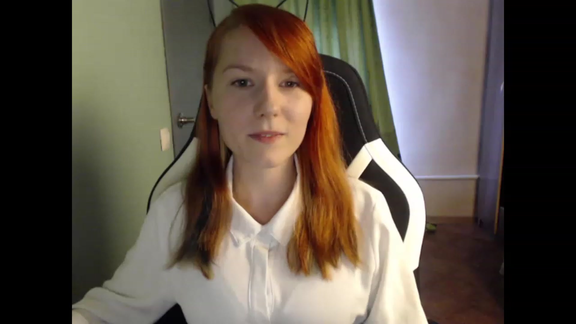 Gallery image thumbnail from NikiFoks18's myfreecams stream on, 08/22/2023, 08:26 image 4 of 20