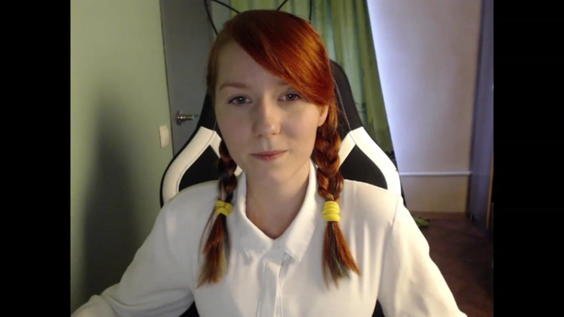Gallery image thumbnail from NikiFoks18's myfreecams stream on, 08/22/2023, 08:26 image 12 of 20