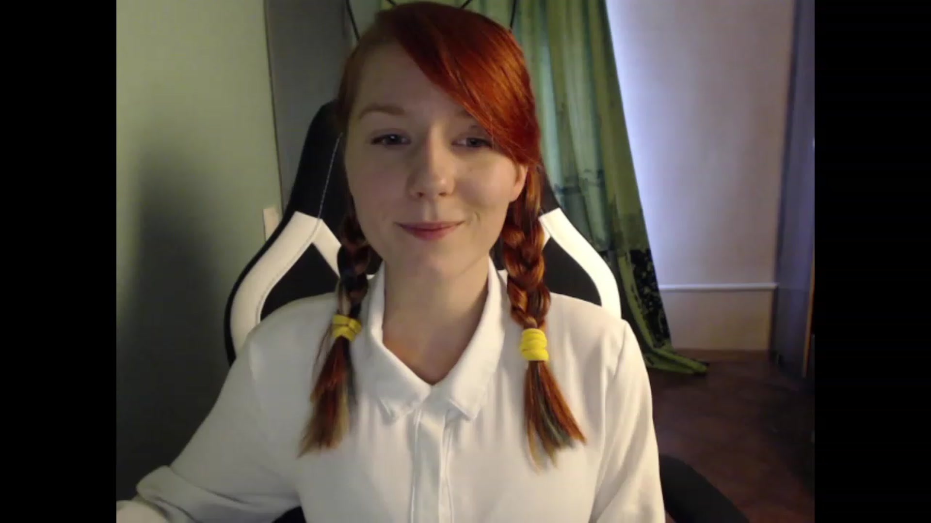 Gallery image thumbnail from NikiFoks18's myfreecams stream on, 08/22/2023, 08:26 image 10 of 20