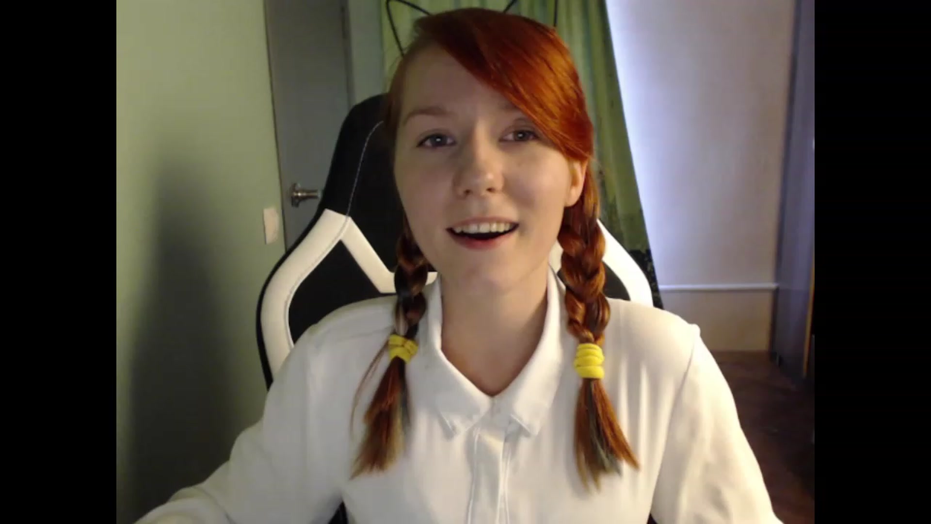 Gallery image thumbnail from NikiFoks18's myfreecams stream on, 08/22/2023, 08:26 image 17 of 20