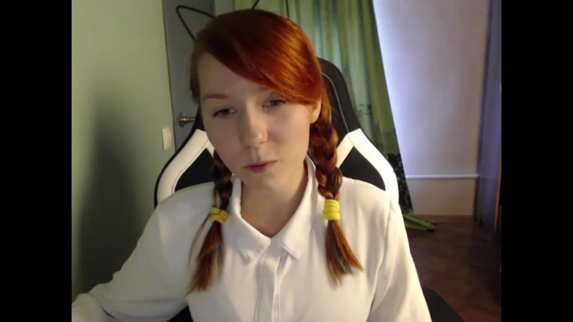 Gallery image thumbnail from NikiFoks18's myfreecams stream on, 08/22/2023, 08:26 image 13 of 20