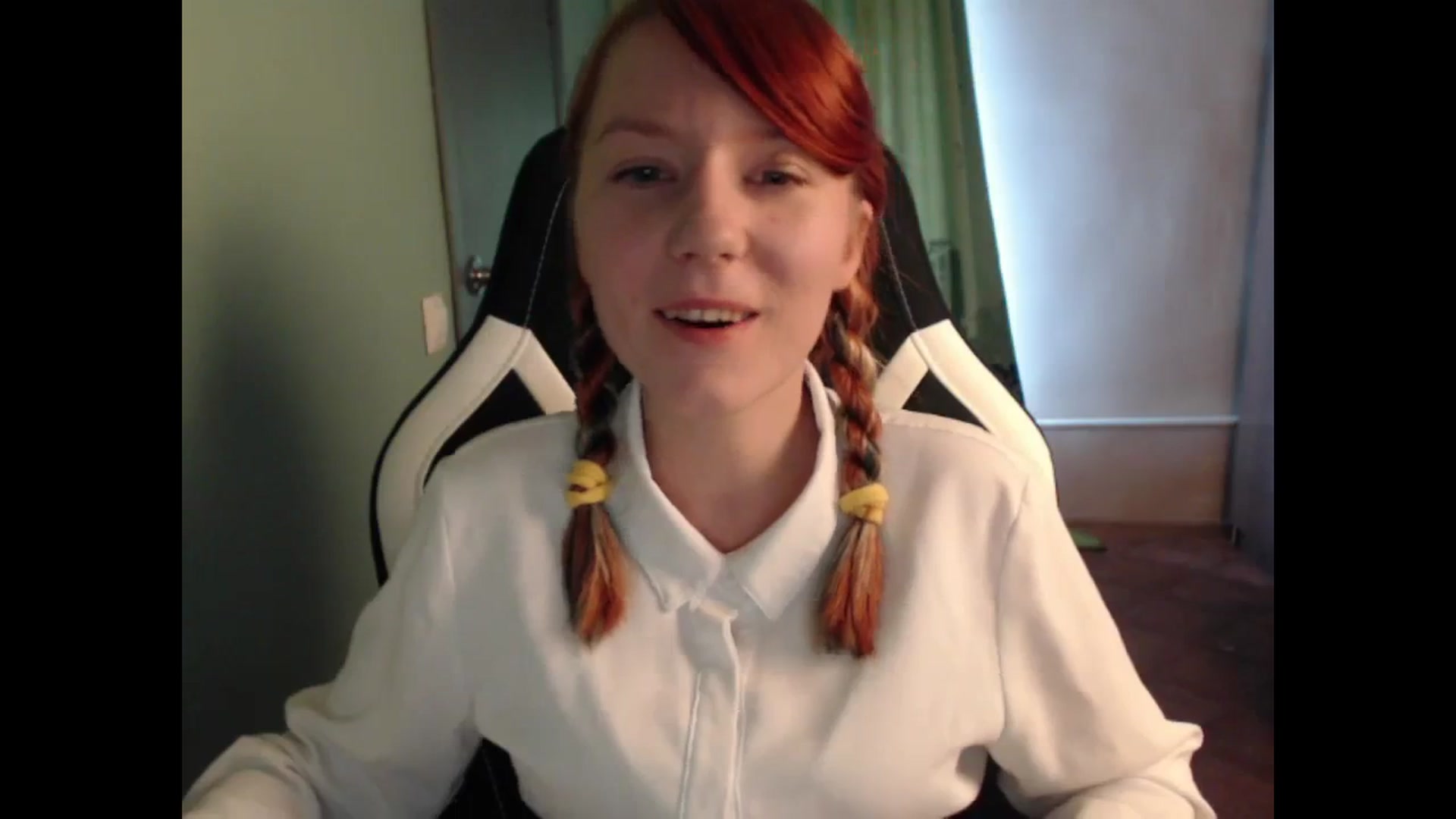 Gallery image thumbnail from NikiFoks18's myfreecams stream on, 08/23/2023, 06:09 image 4 of 20