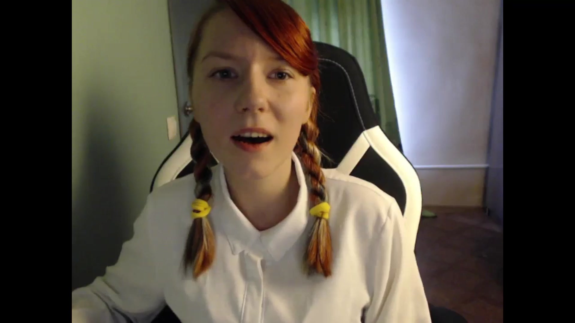 Gallery image thumbnail from NikiFoks18's myfreecams stream on, 08/23/2023, 06:09 image 10 of 20