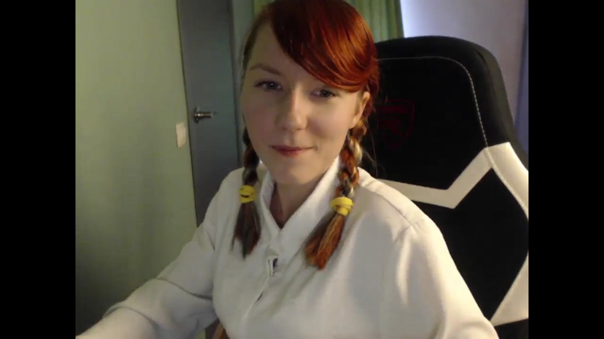 Gallery image thumbnail from NikiFoks18's myfreecams stream on, 08/23/2023, 07:21 image 9 of 20