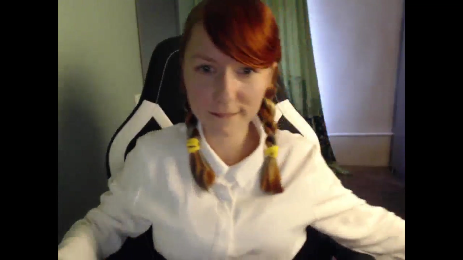 Gallery image thumbnail from NikiFoks18's myfreecams stream on, 08/23/2023, 07:21 image 6 of 20
