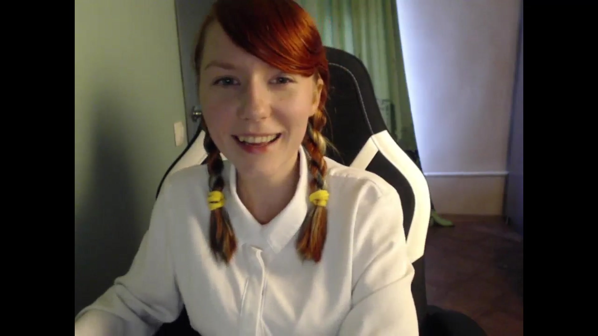 Gallery image thumbnail from NikiFoks18's myfreecams stream on, 08/23/2023, 07:21 image 10 of 20
