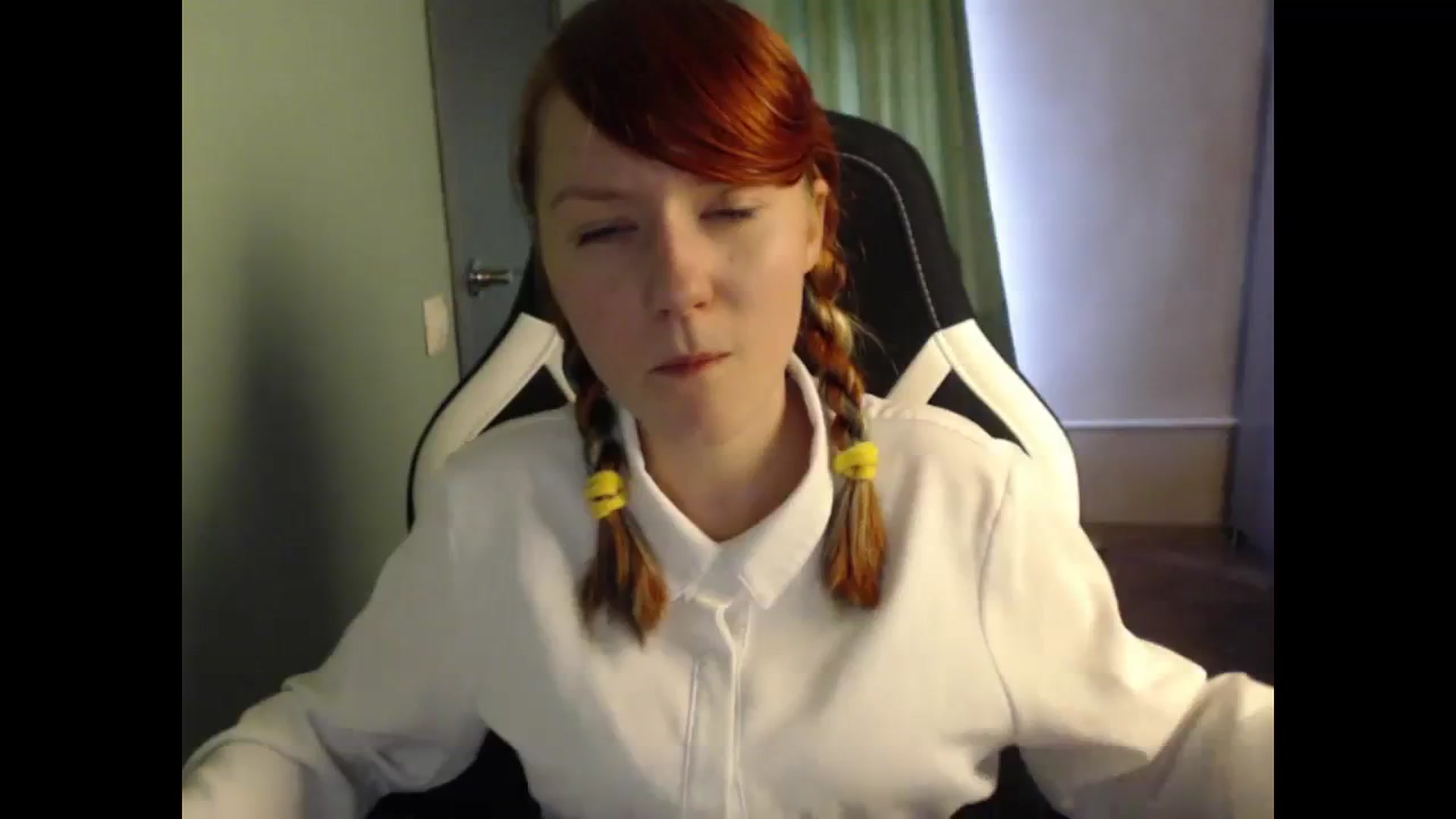 Gallery image thumbnail from NikiFoks18's myfreecams stream on, 08/23/2023, 07:21 image 1 of 20