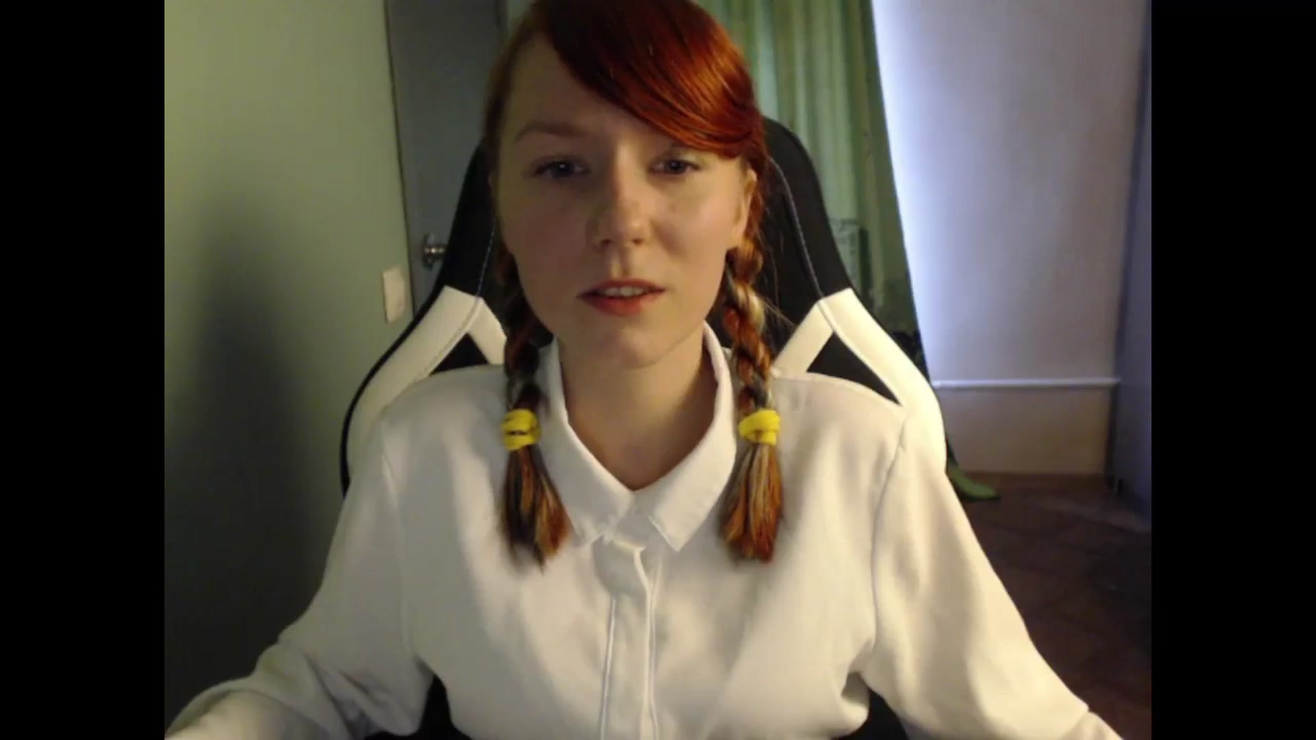 Gallery image thumbnail from NikiFoks18's myfreecams stream on, 08/23/2023, 07:21 image 14 of 20