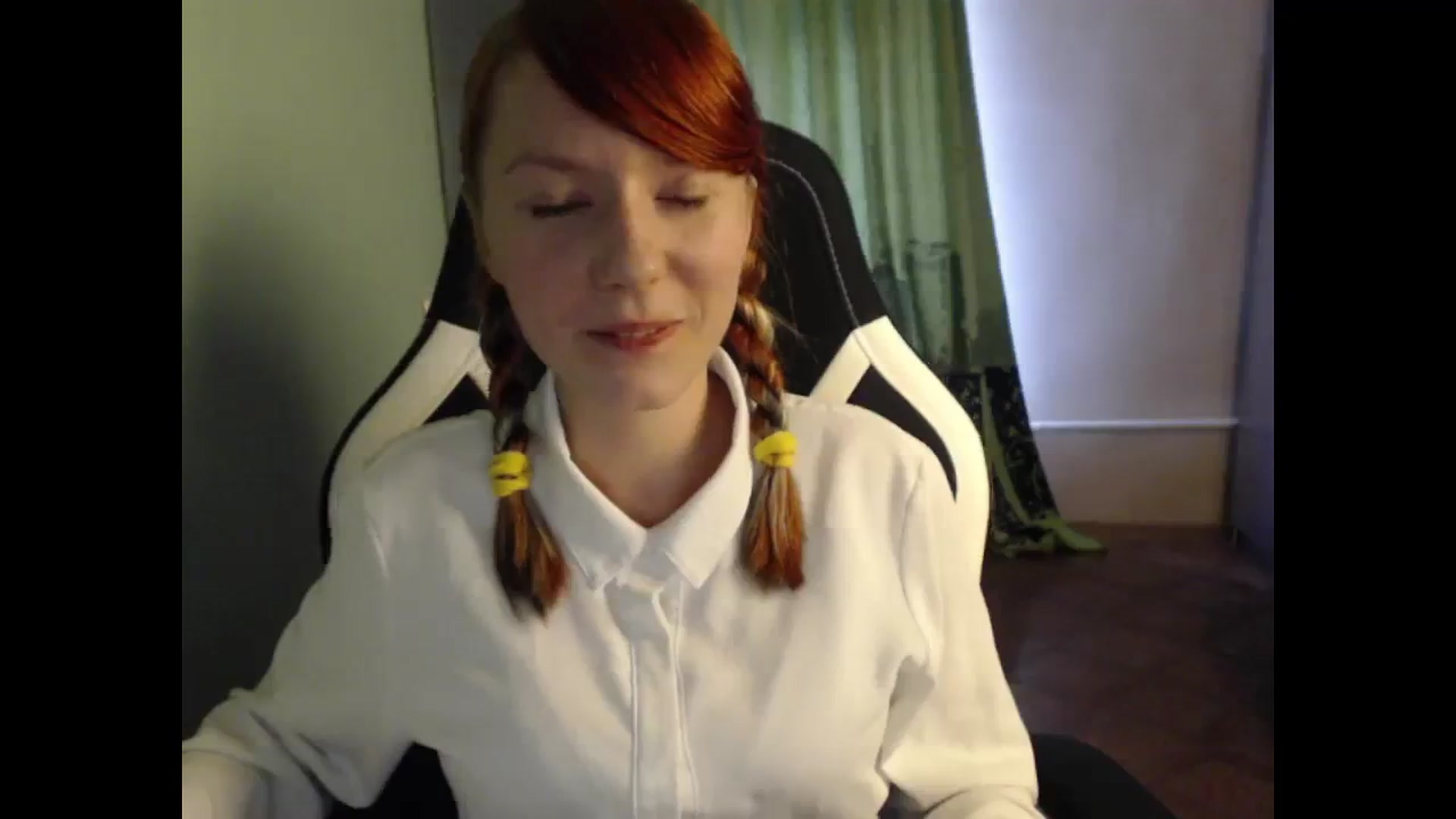 Gallery image thumbnail from NikiFoks18's myfreecams stream on, 08/23/2023, 07:21 image 11 of 20
