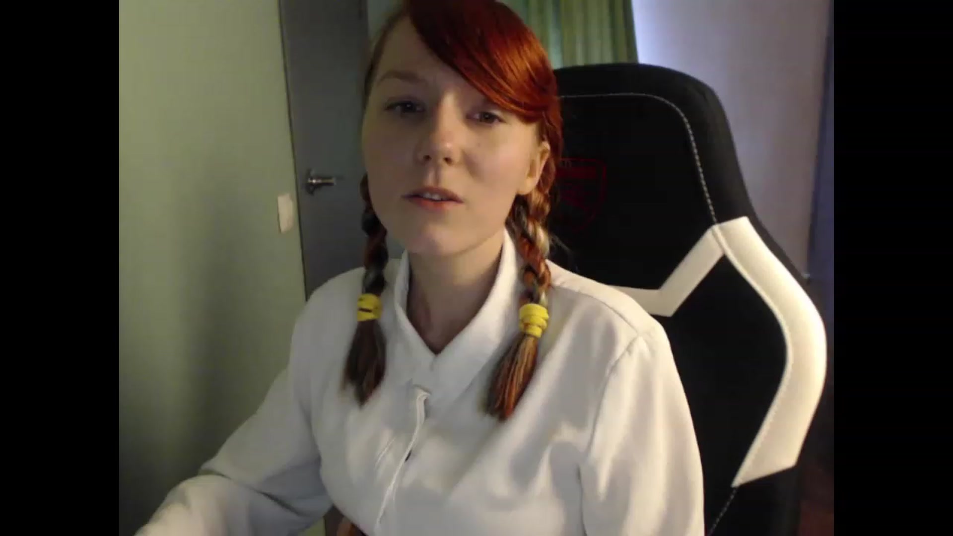 Gallery image thumbnail from NikiFoks18's myfreecams stream on, 08/23/2023, 08:00 image 17 of 20