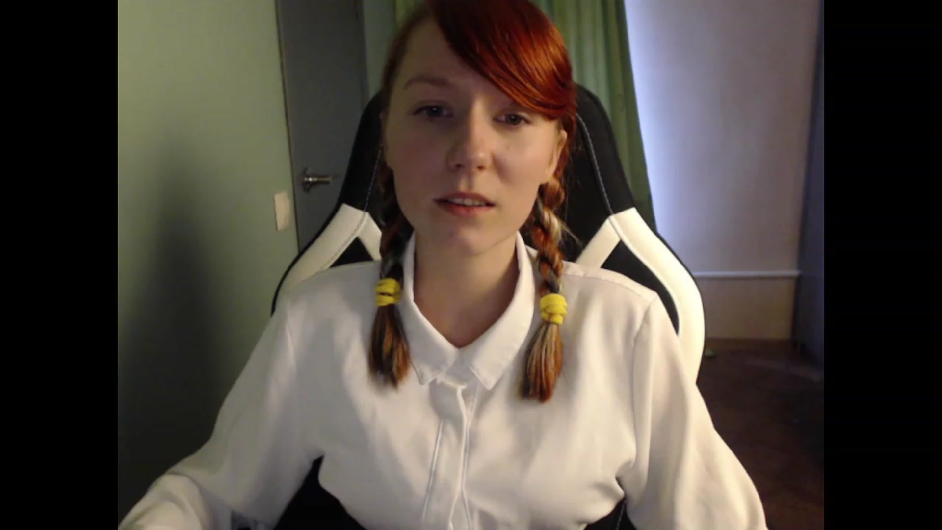 Gallery image thumbnail from NikiFoks18's myfreecams stream on, 08/23/2023, 08:00 image 8 of 20