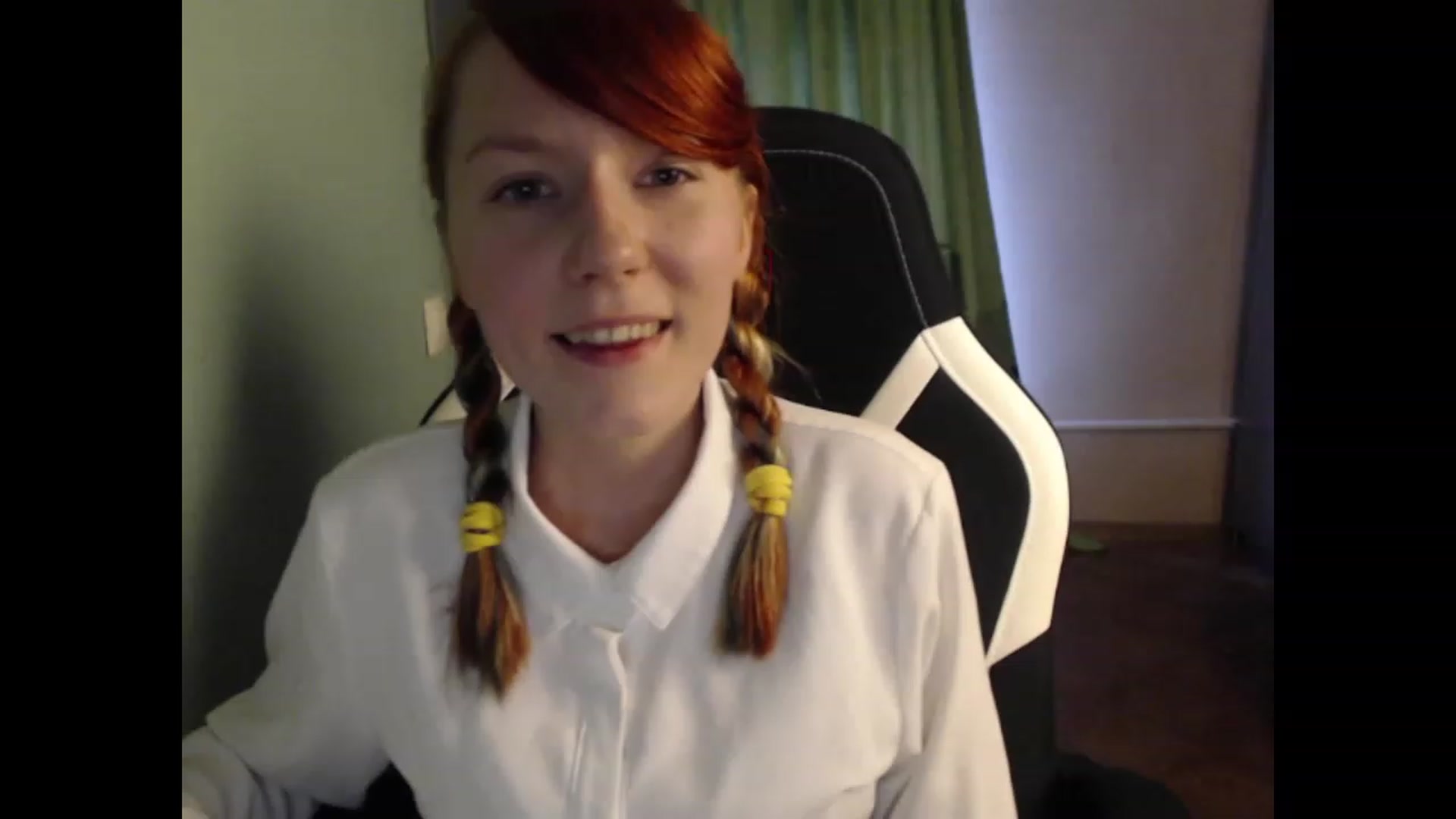 Gallery image thumbnail from NikiFoks18's myfreecams stream on, 08/23/2023, 08:00 image 3 of 20