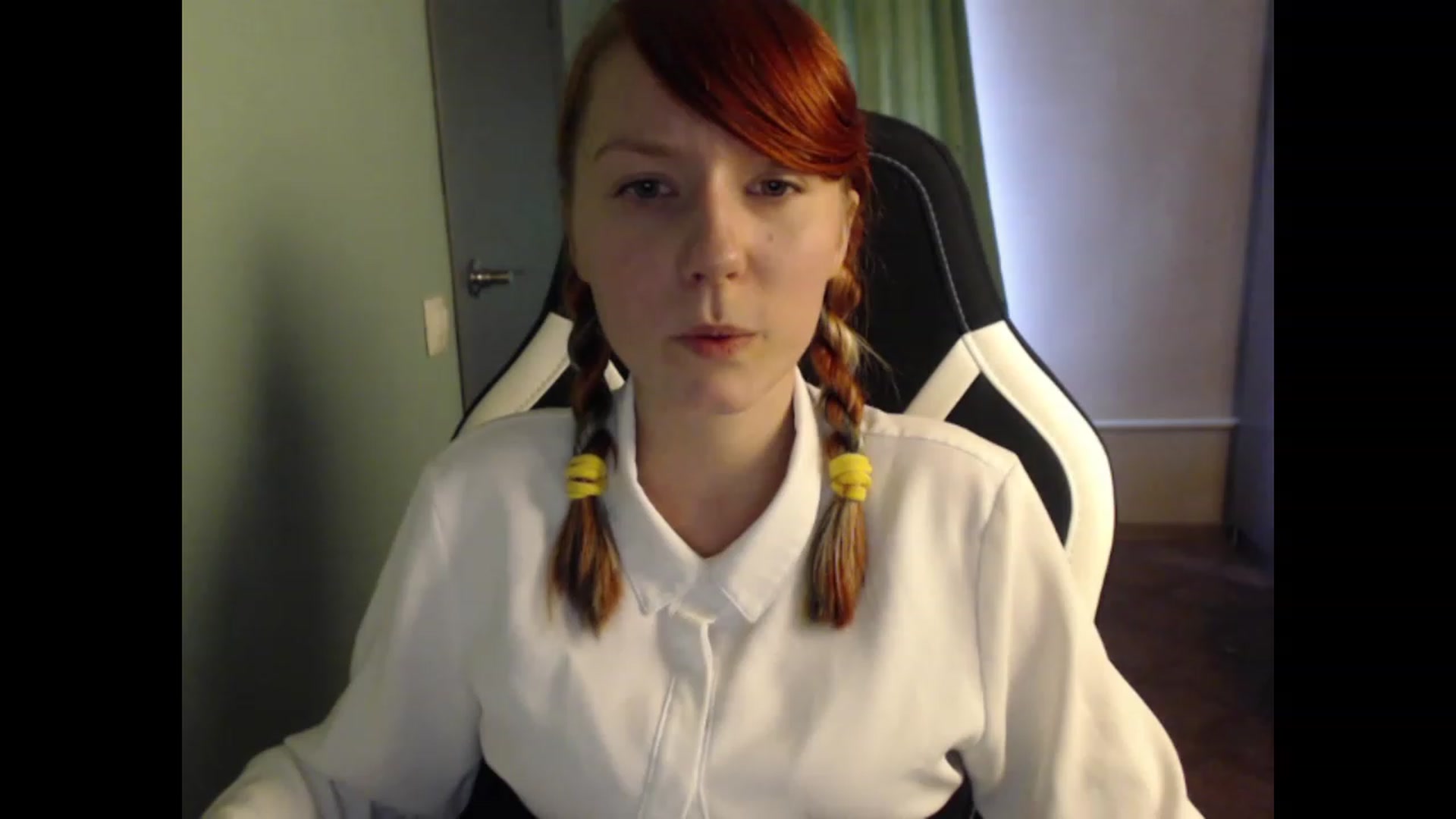 Gallery image thumbnail from NikiFoks18's myfreecams stream on, 08/23/2023, 08:00 image 12 of 20