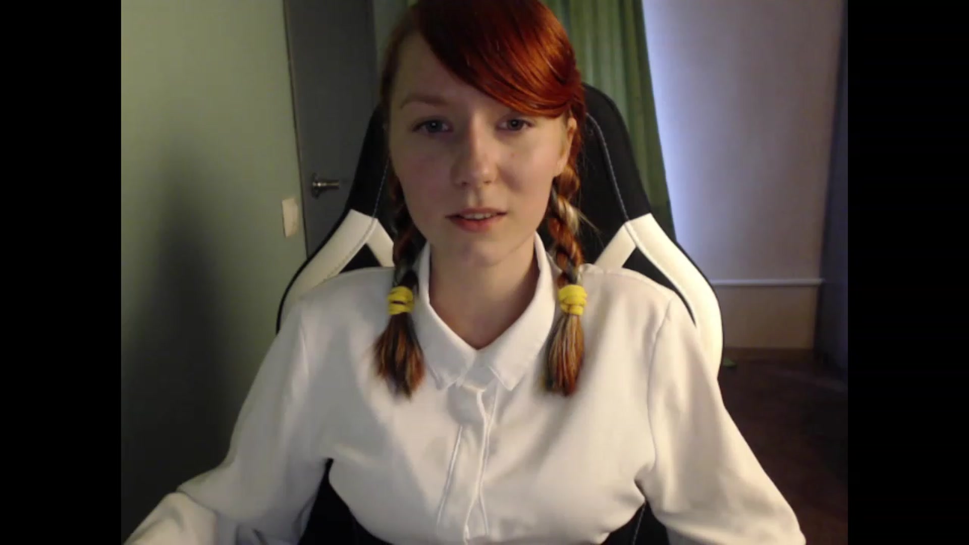 Gallery image thumbnail from NikiFoks18's myfreecams stream on, 08/23/2023, 08:00 image 5 of 20