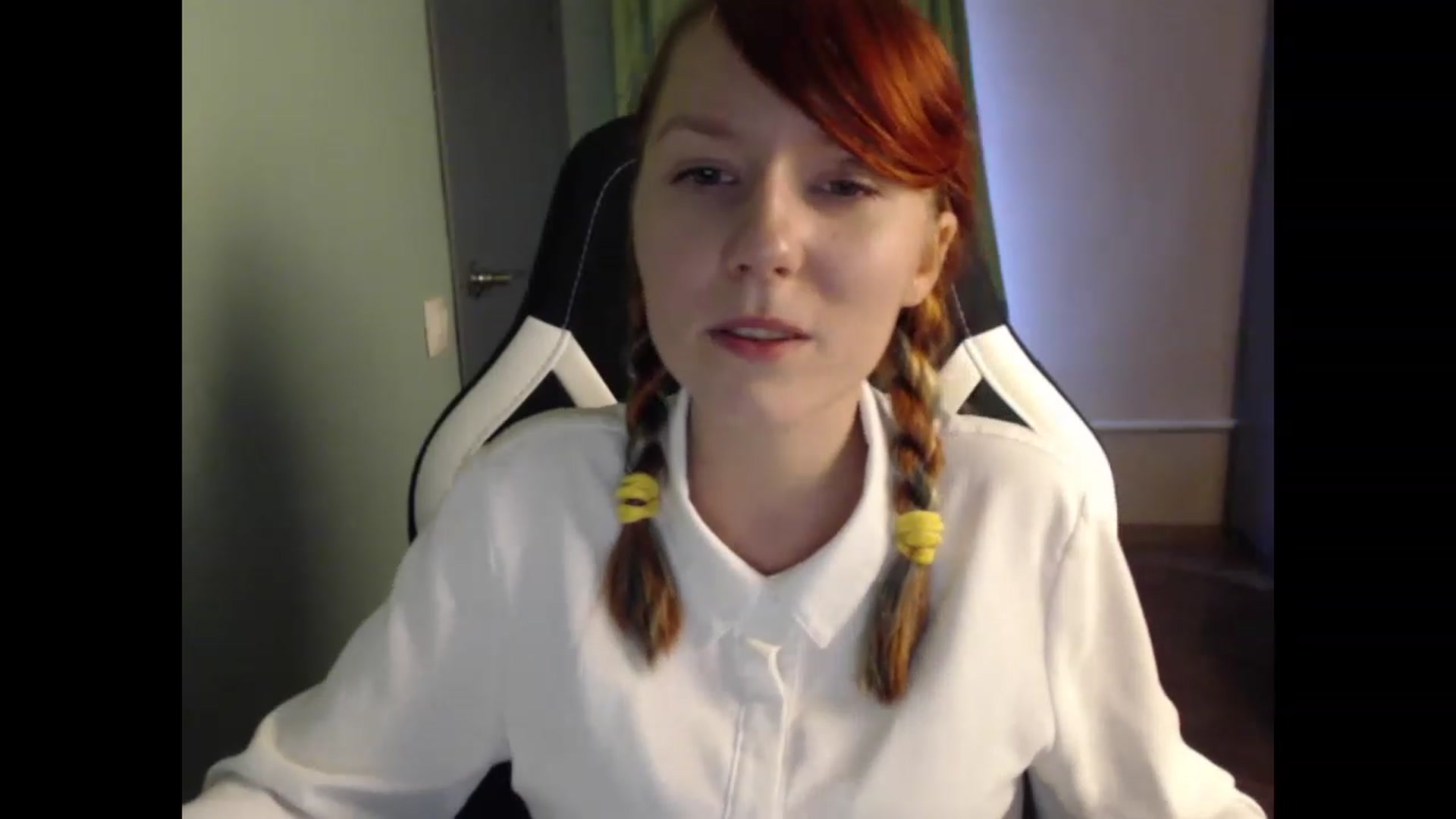 Gallery image thumbnail from NikiFoks18's myfreecams stream on, 08/23/2023, 09:12 image 18 of 20
