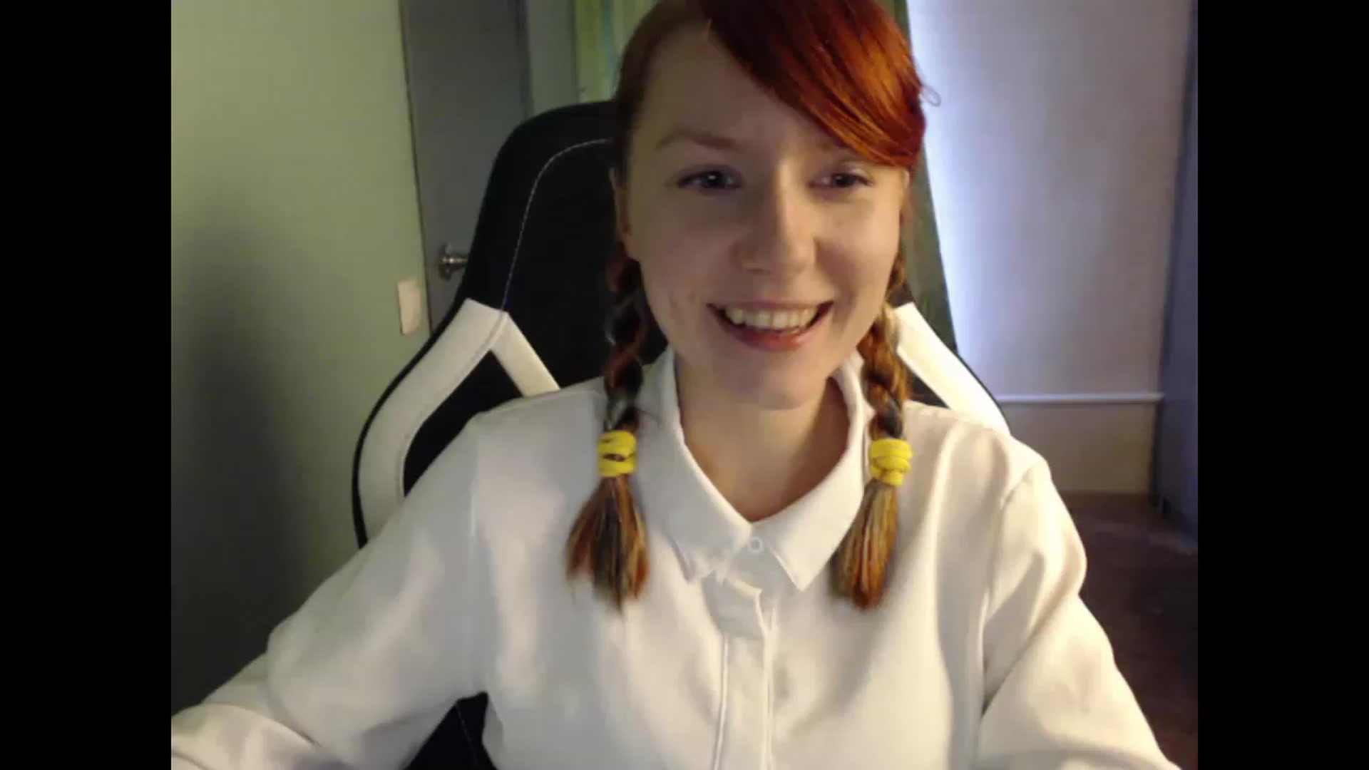 Gallery image thumbnail from NikiFoks18's myfreecams stream on, 08/23/2023, 09:12 image 1 of 20