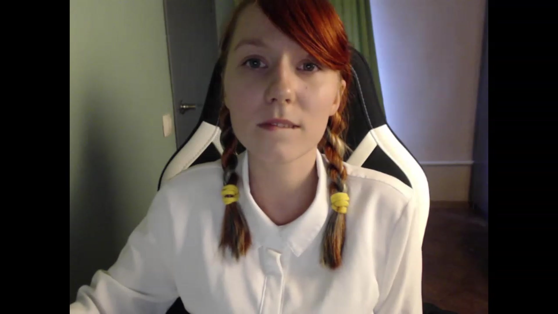 Gallery image thumbnail from NikiFoks18's myfreecams stream on, 08/23/2023, 09:12 image 19 of 20