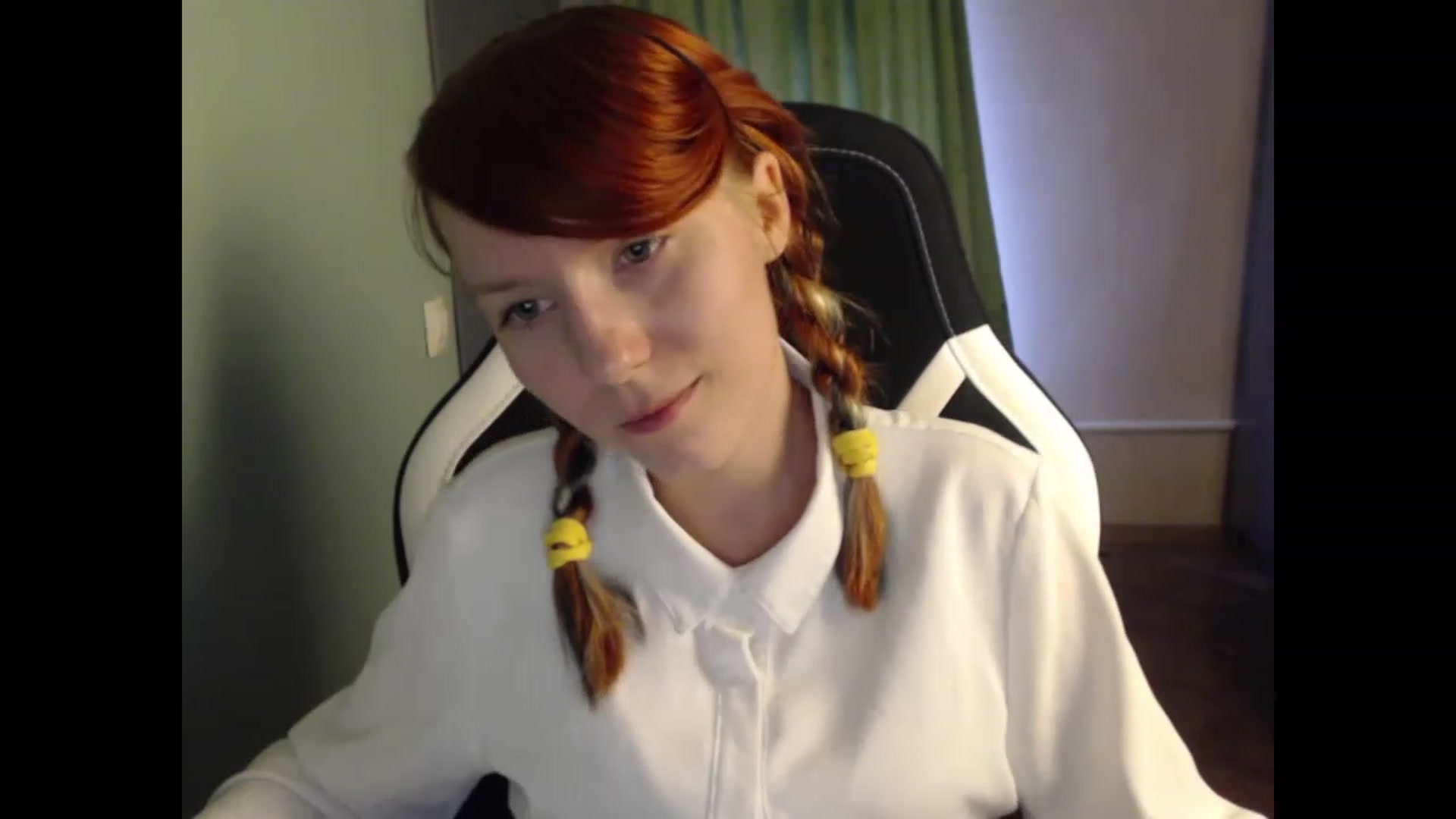 Gallery image thumbnail from NikiFoks18's myfreecams stream on, 08/23/2023, 09:12 image 10 of 20