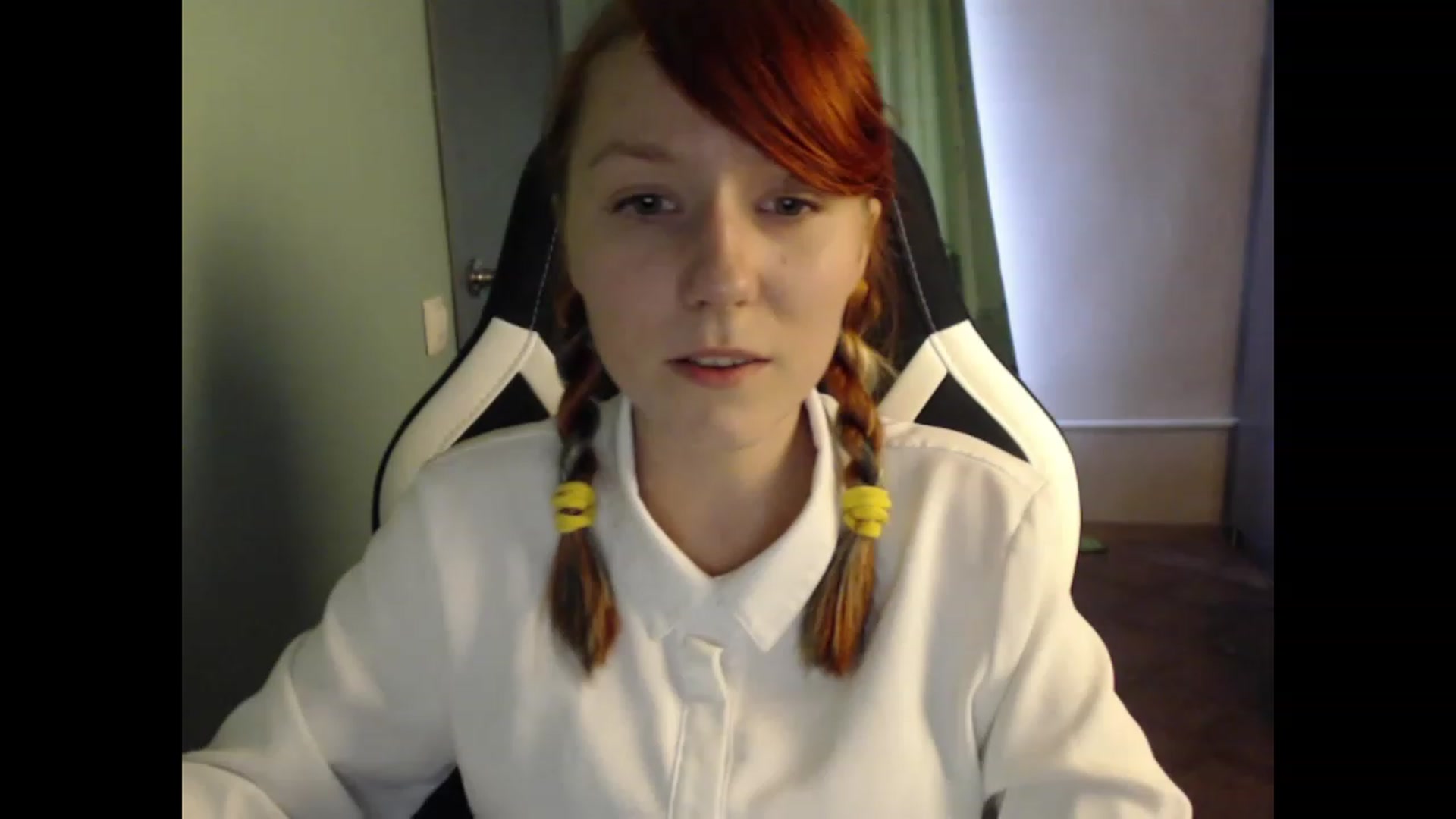 Gallery image thumbnail from NikiFoks18's myfreecams stream on, 08/23/2023, 09:12 image 3 of 20