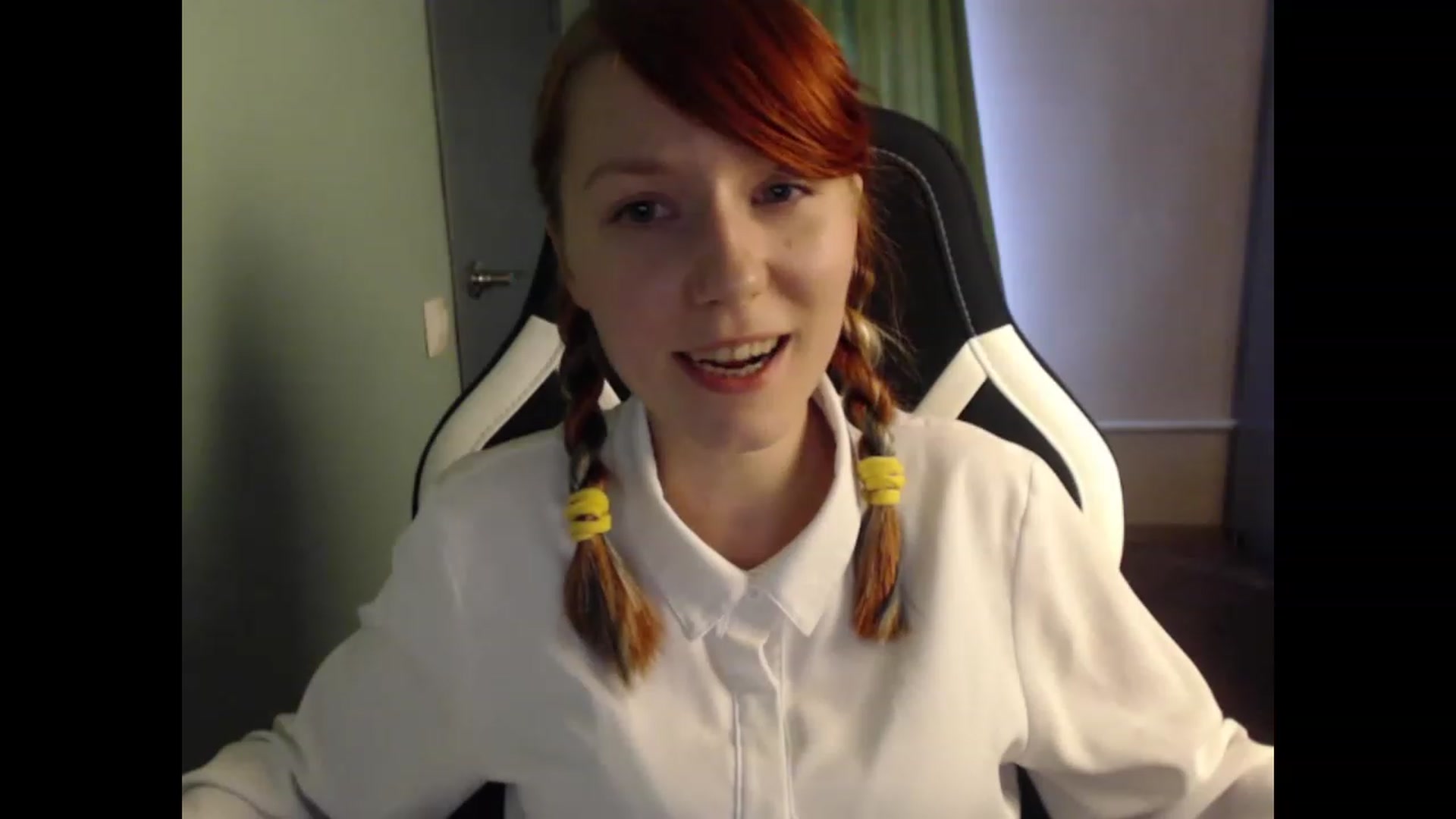 Gallery image thumbnail from NikiFoks18's myfreecams stream on, 08/23/2023, 09:12 image 7 of 20