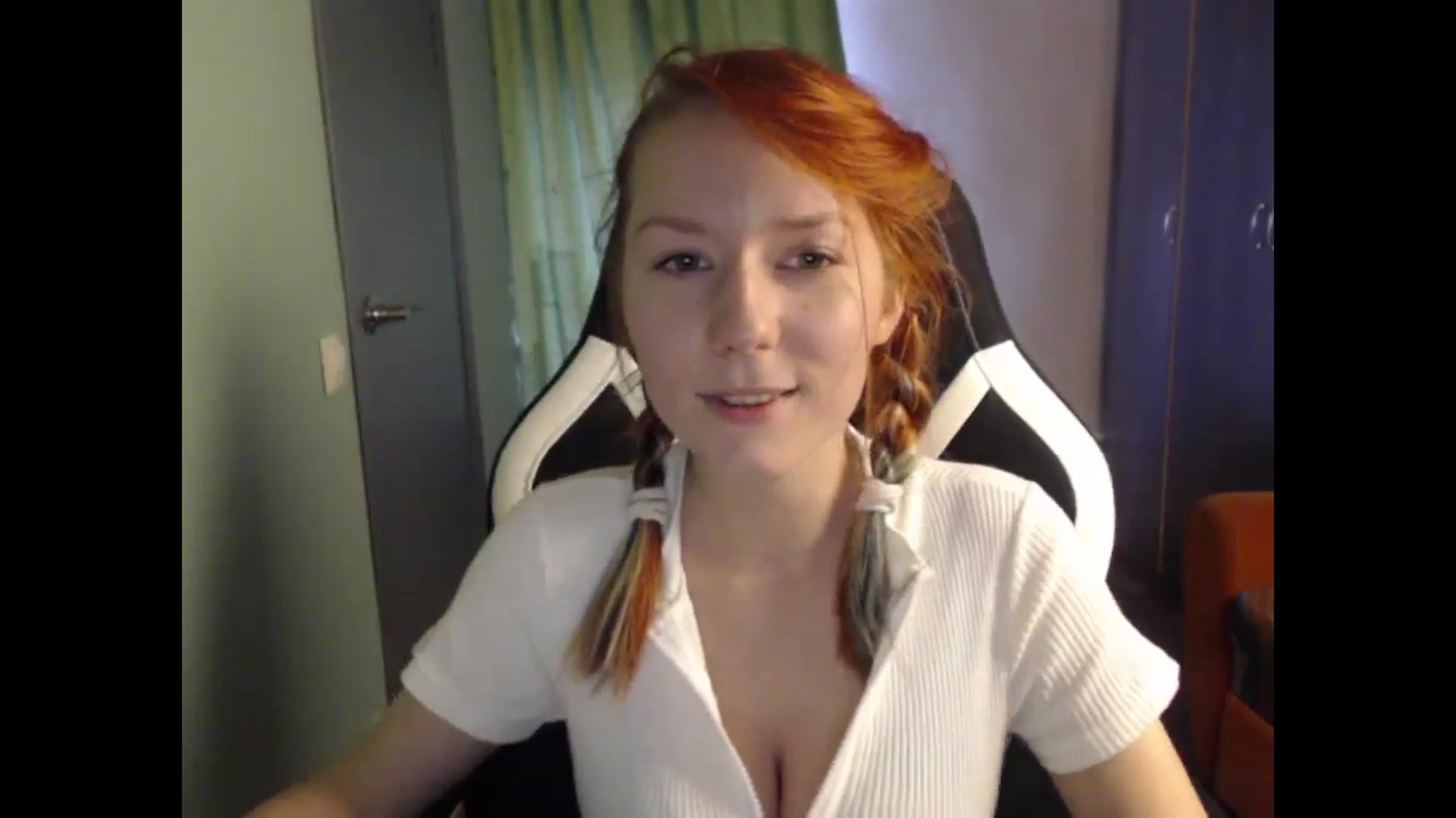 Gallery image thumbnail from NikiFoks18's myfreecams stream on, 08/25/2023, 08:58 image 18 of 20