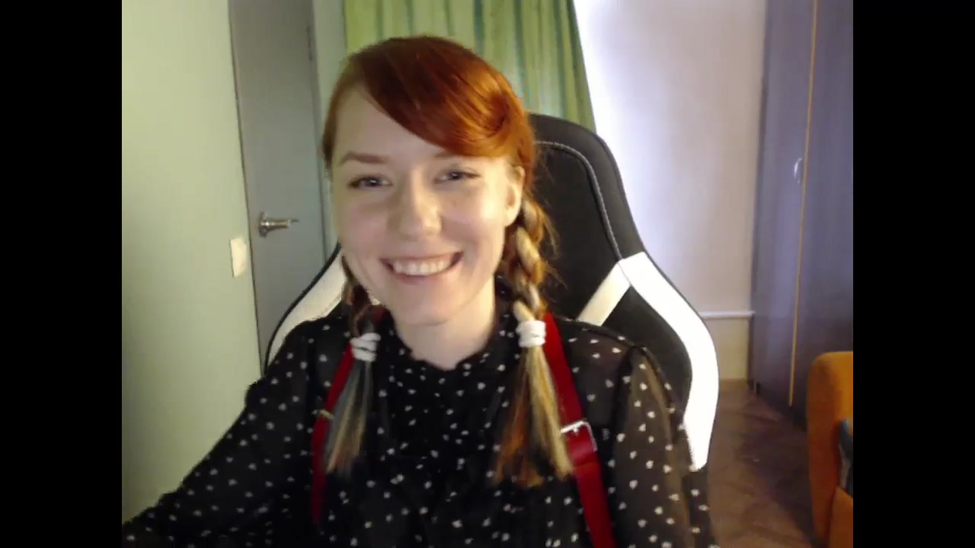 Gallery image thumbnail from NikiFoks18's myfreecams stream on, 08/26/2023, 07:15 image 11 of 20