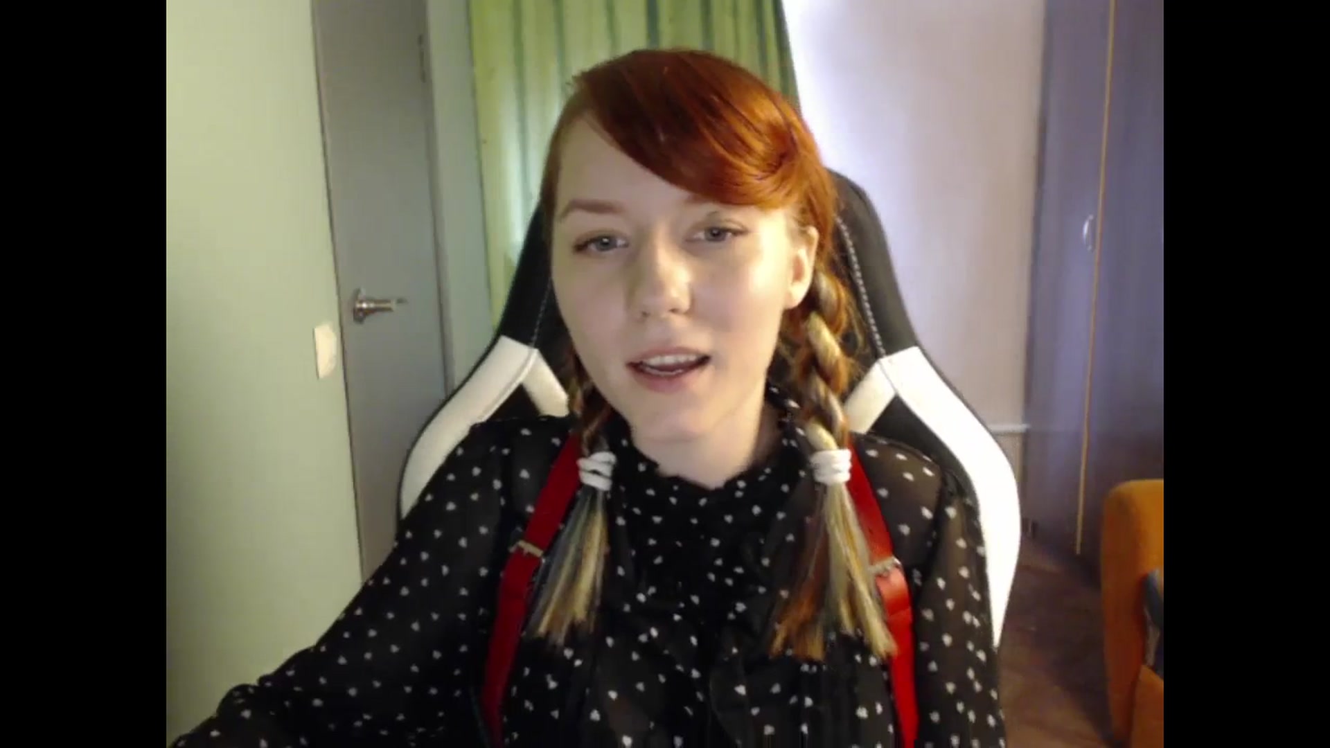 Gallery image thumbnail from NikiFoks18's myfreecams stream on, 08/26/2023, 07:15 image 6 of 20