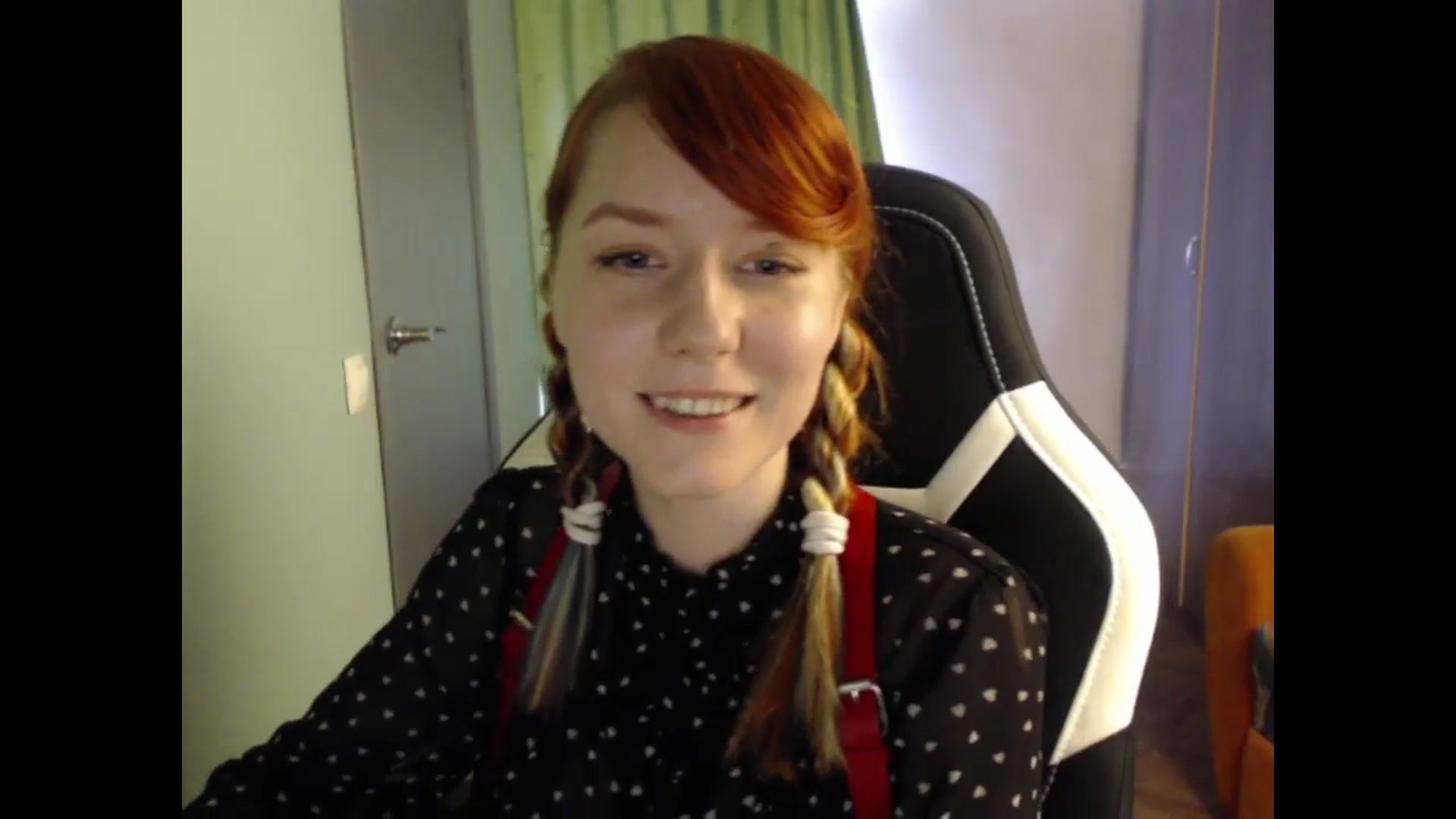 Gallery image thumbnail from NikiFoks18's myfreecams stream on, 08/26/2023, 07:15 image 12 of 20